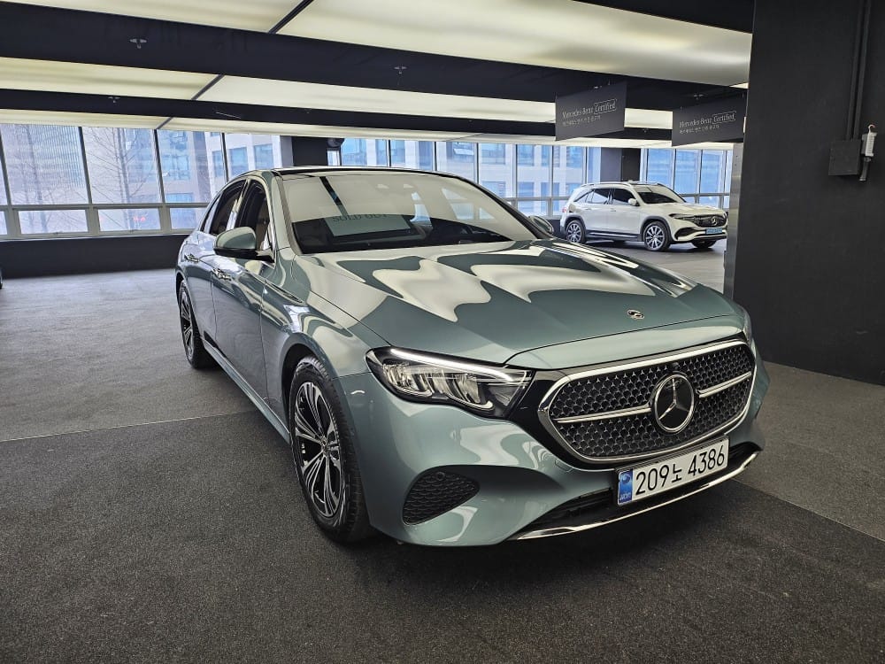E200