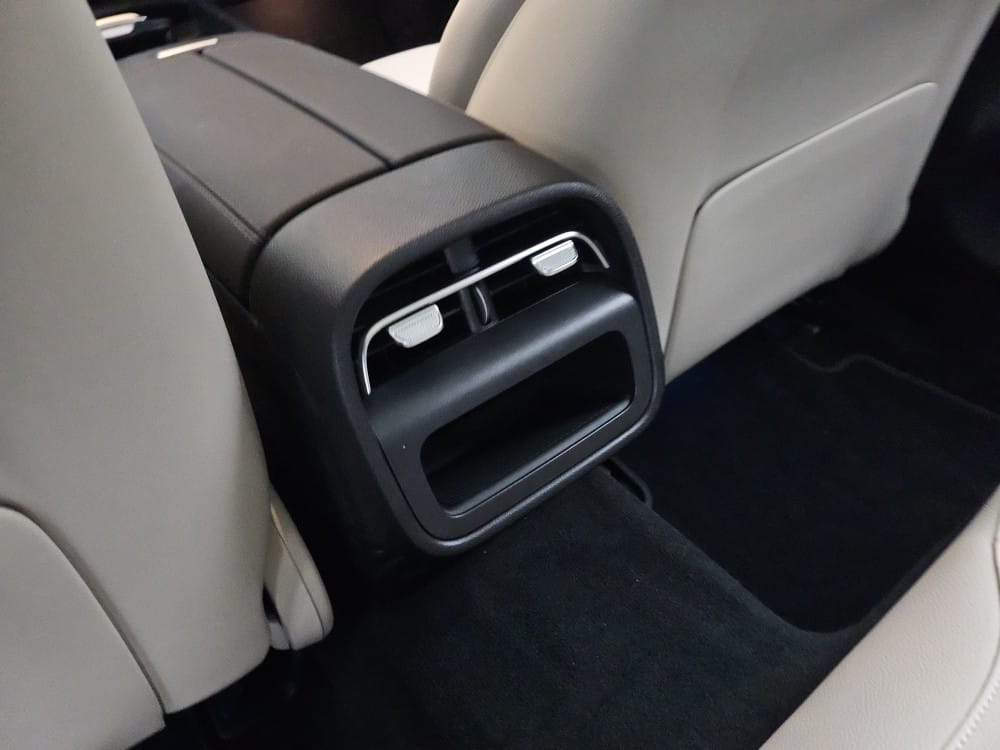 E200