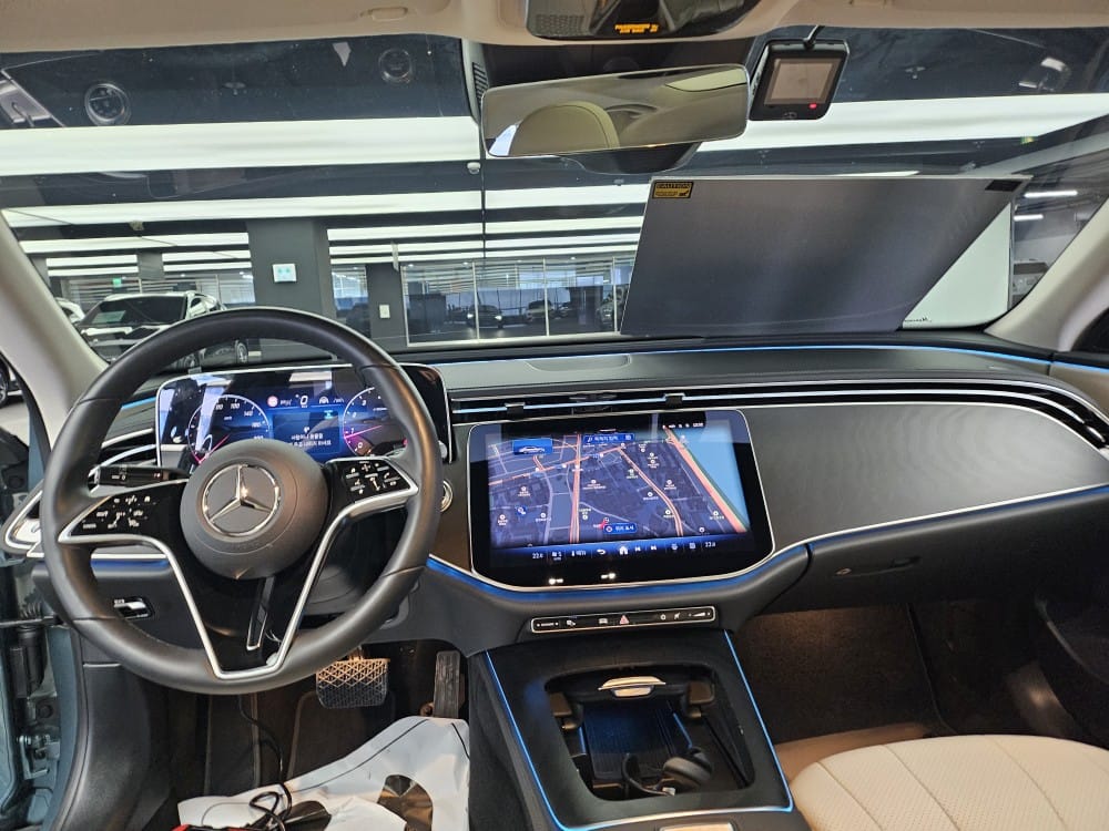 E200