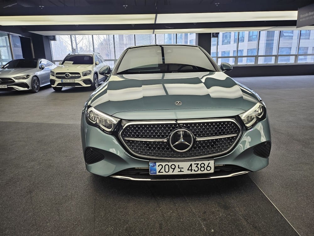 E200