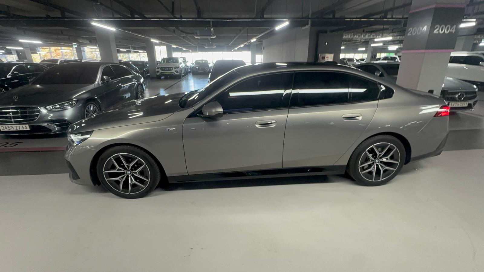 BMW 520i M KIT بلاك أديشن