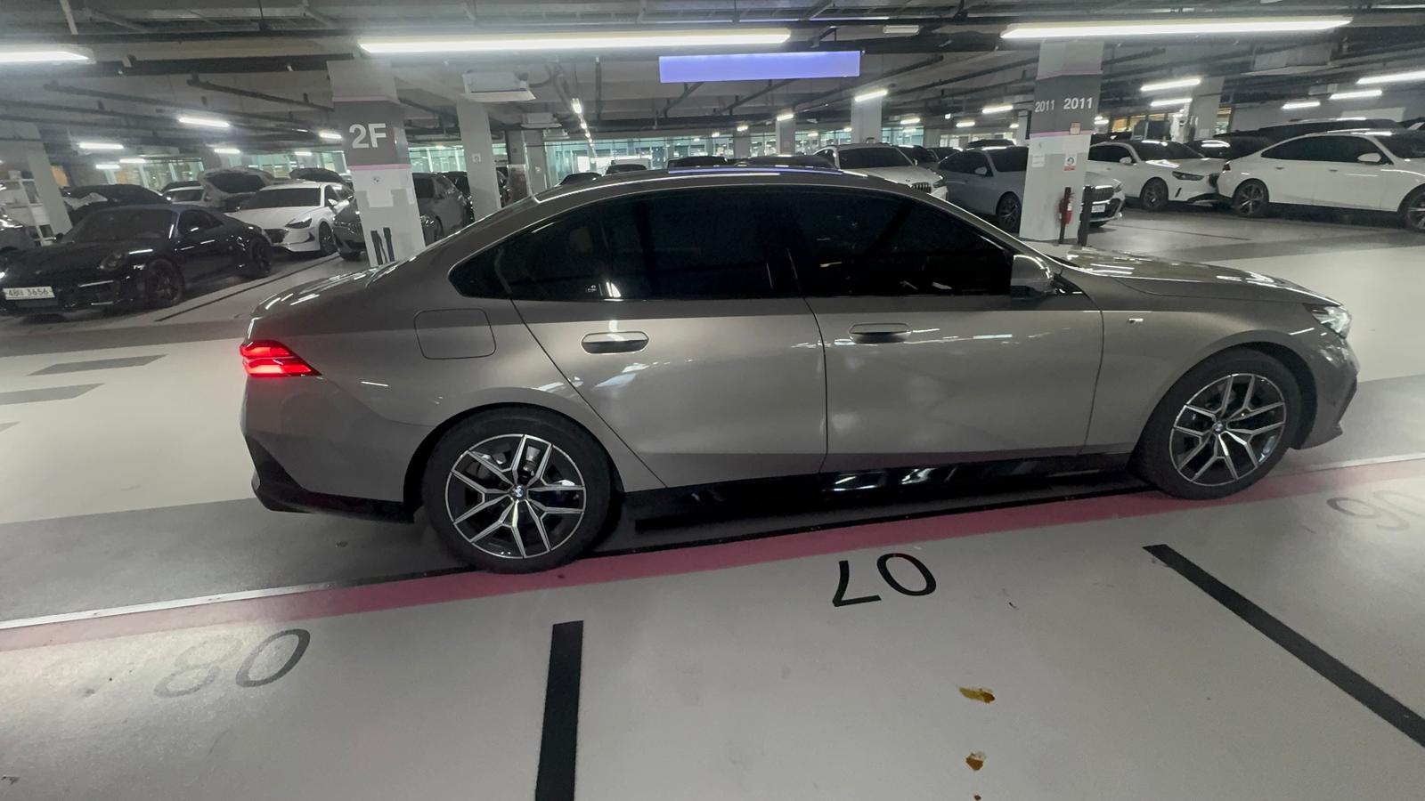 BMW 520i M KIT بلاك أديشن