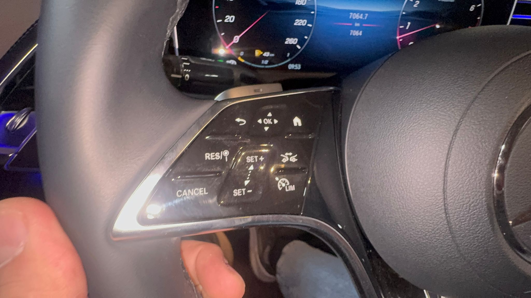 E200