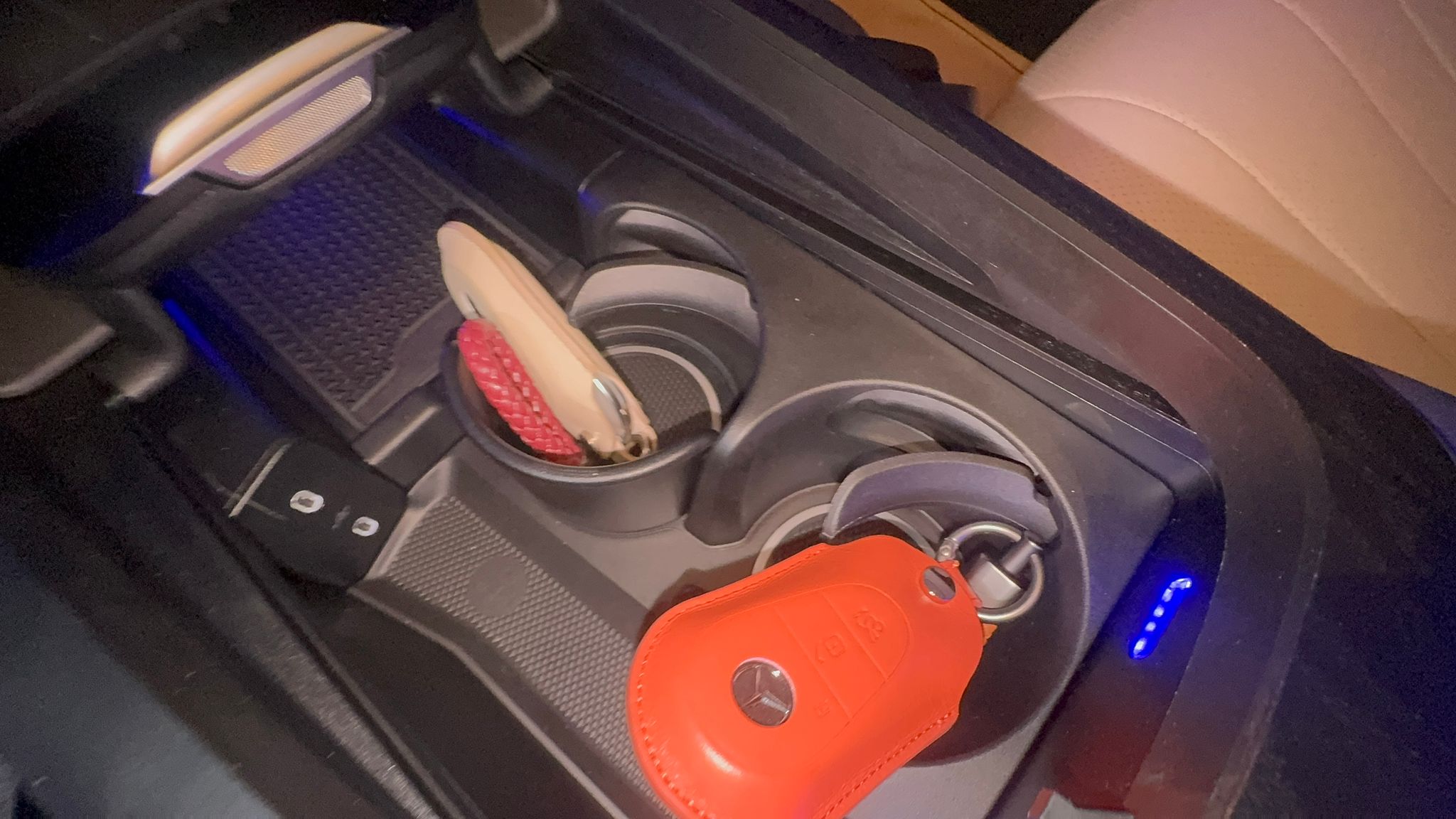 E200