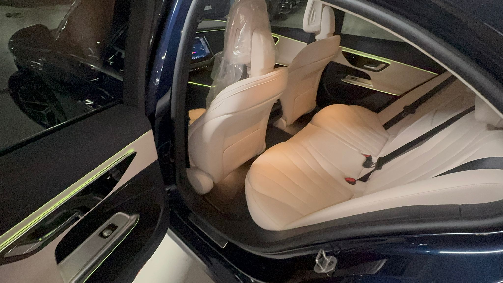 E200