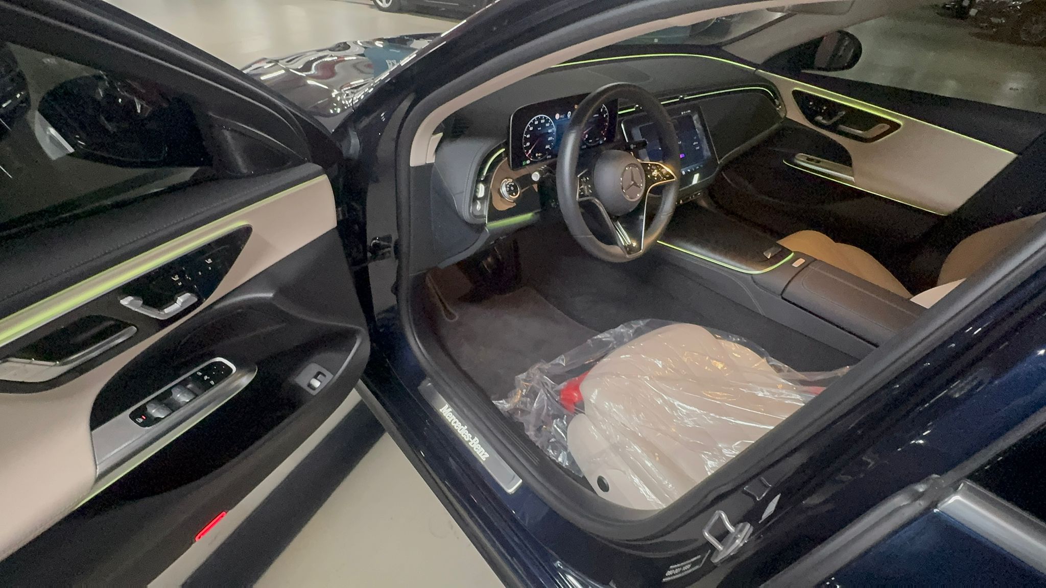 E200