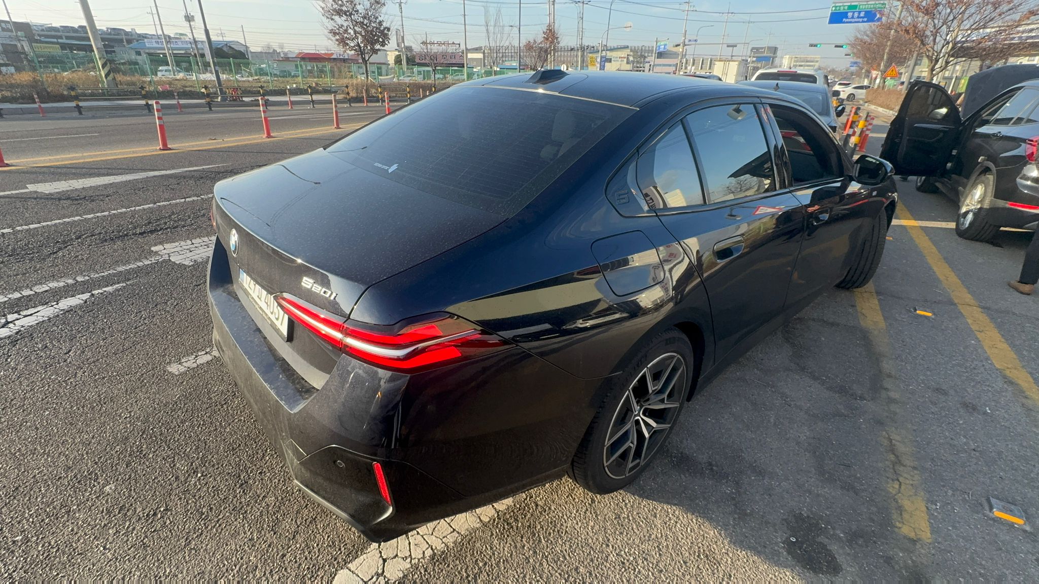   520i M KIT بلاك أديشن