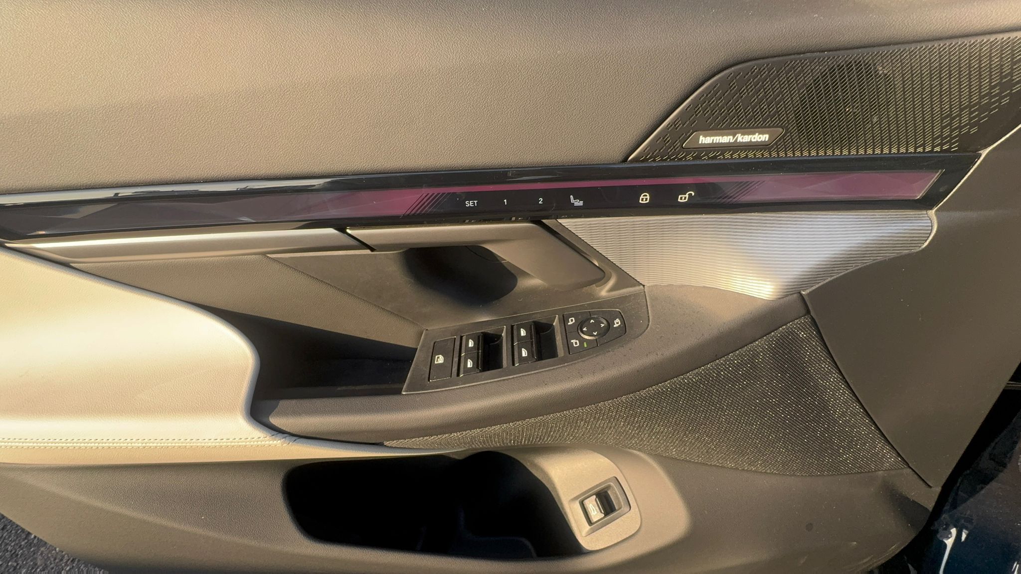   520i M KIT بلاك أديشن