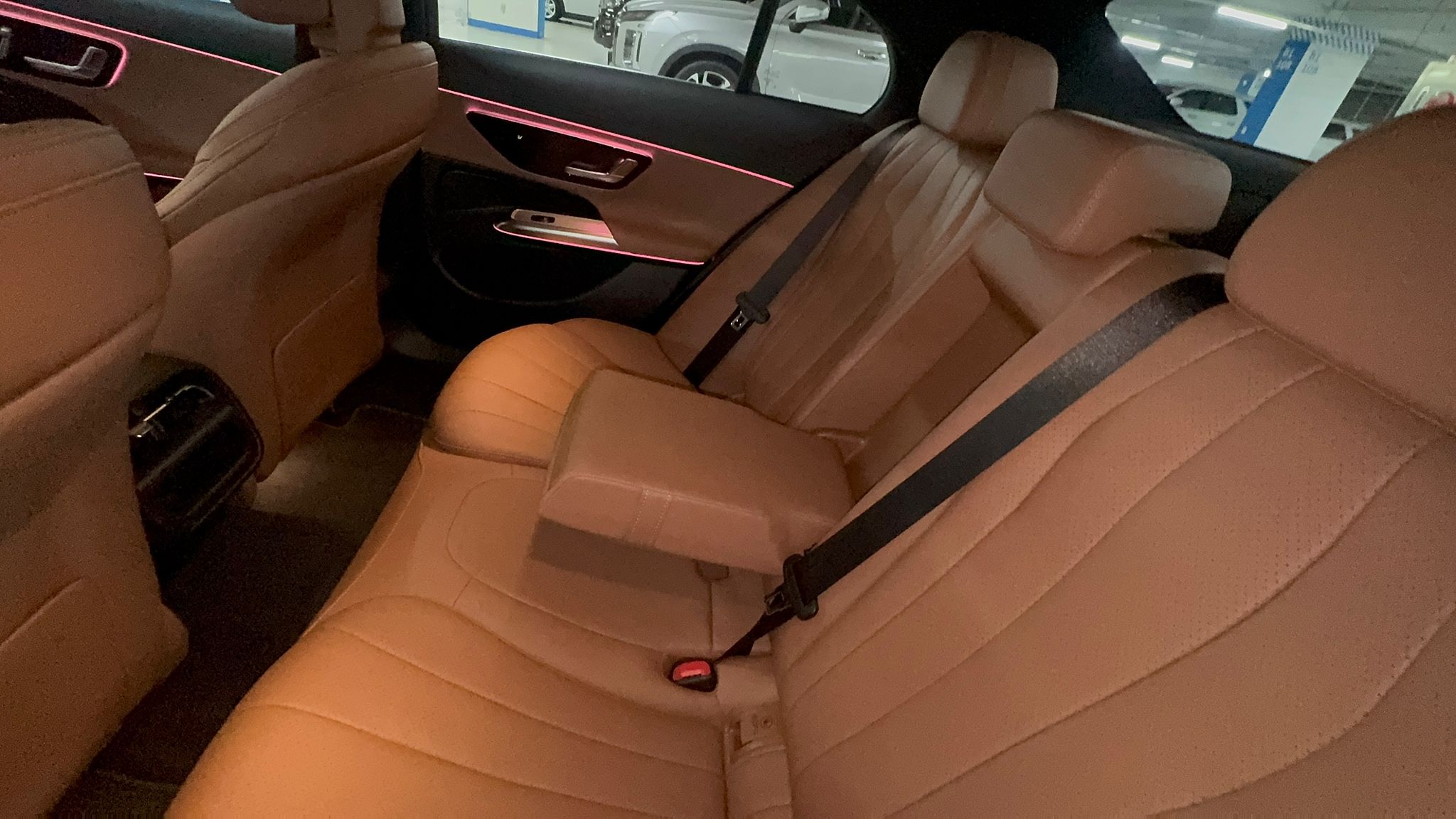 E200