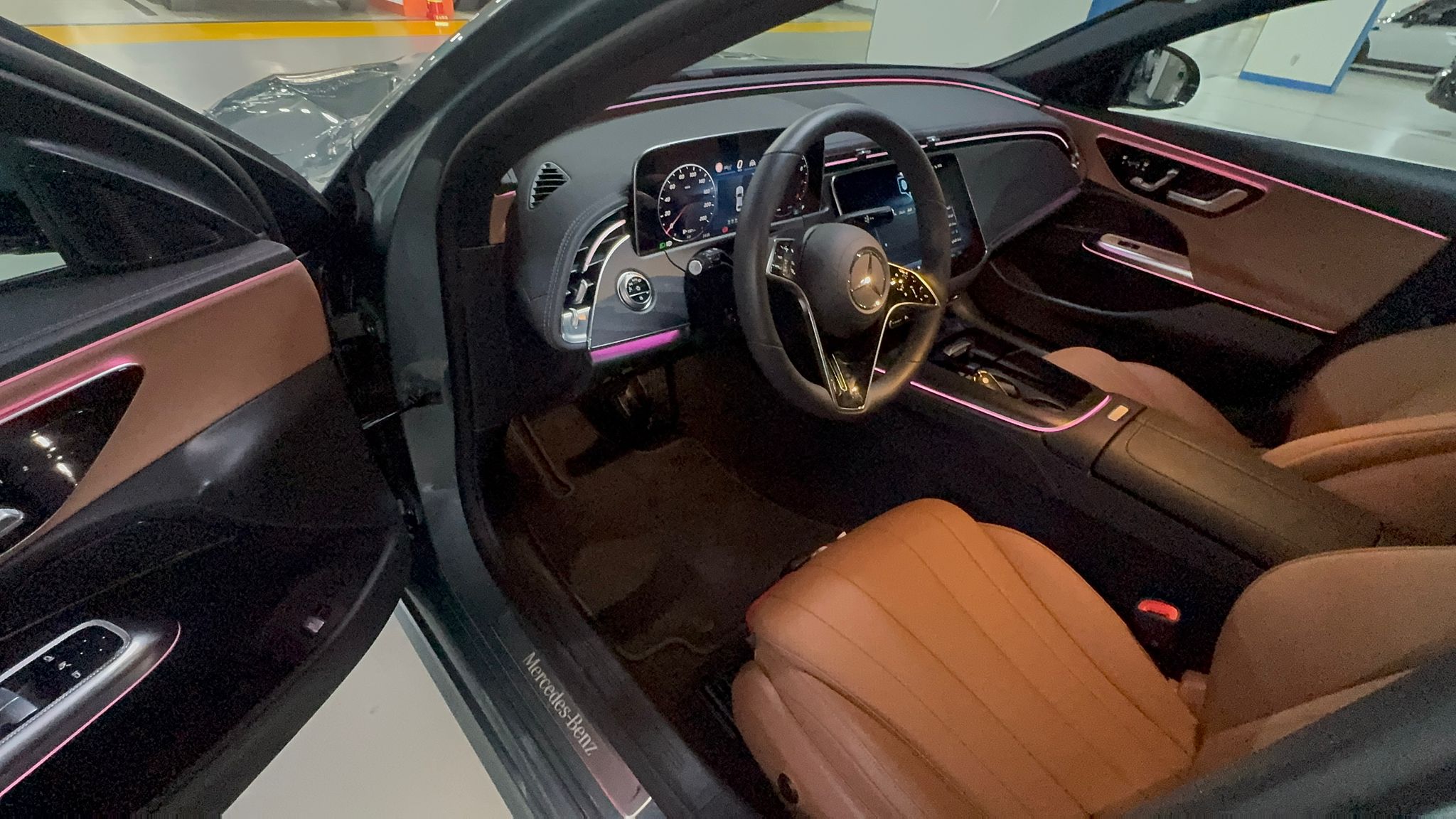 E200