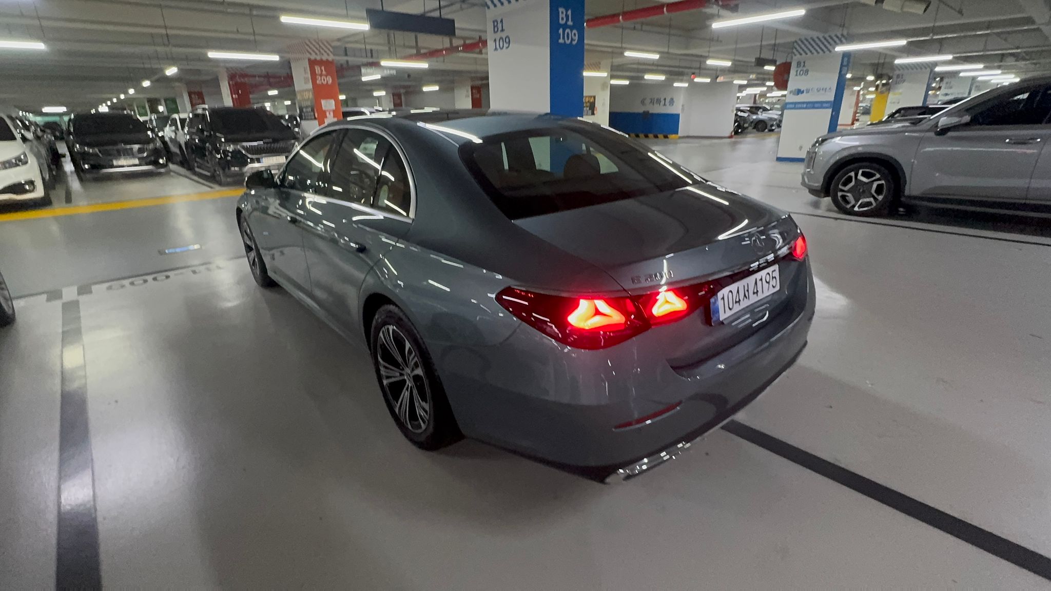 E200