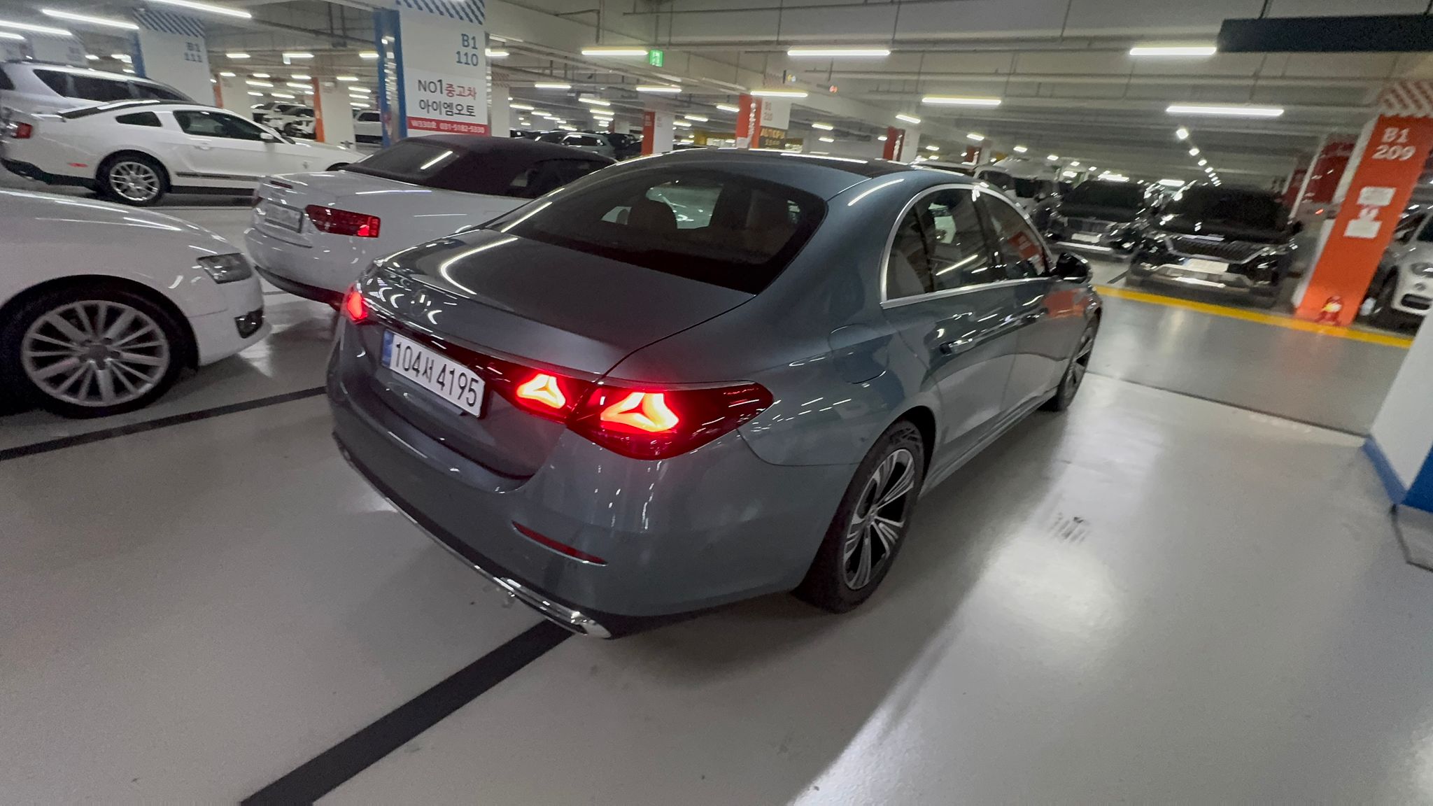 E200