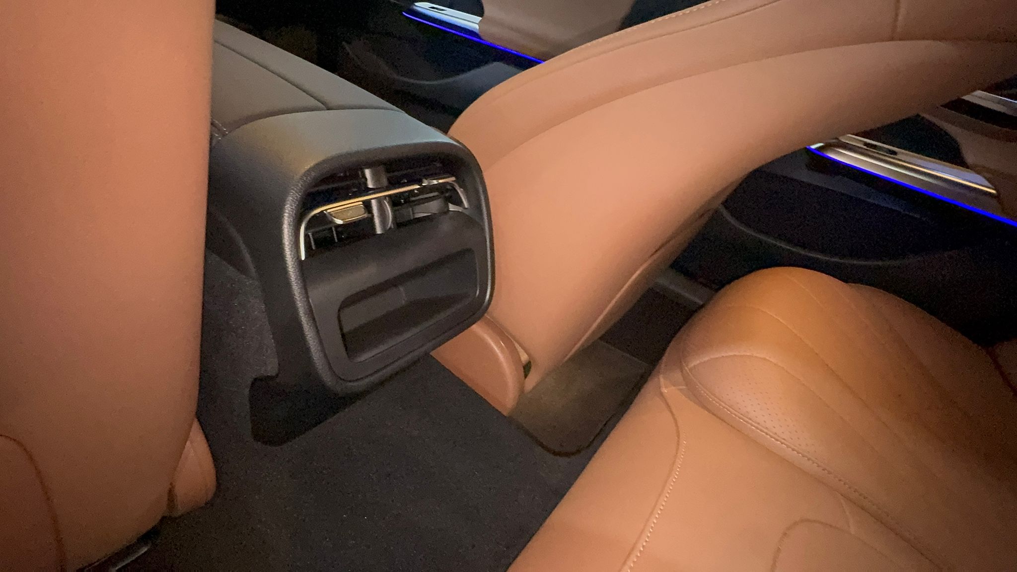E200 