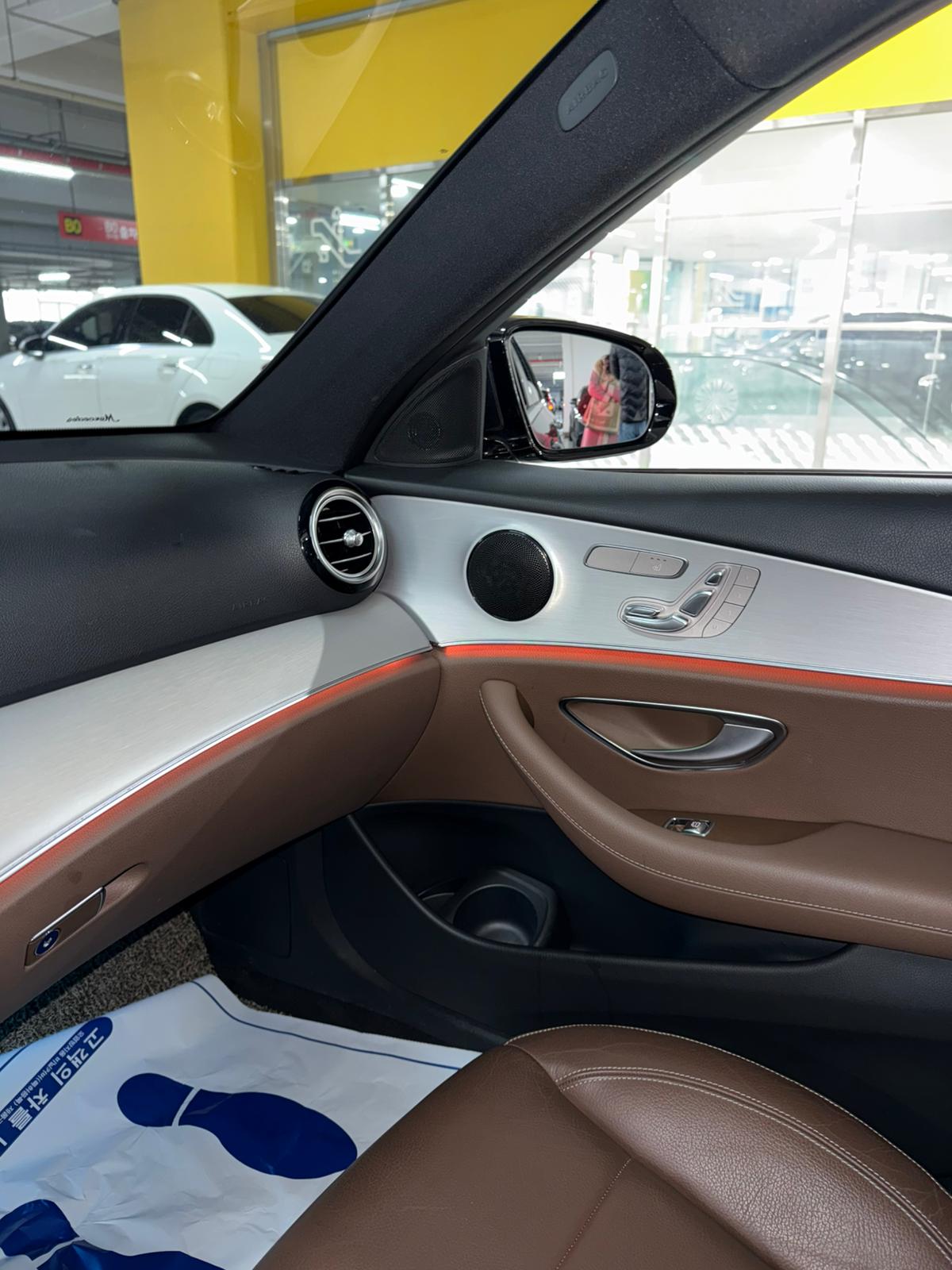 E250