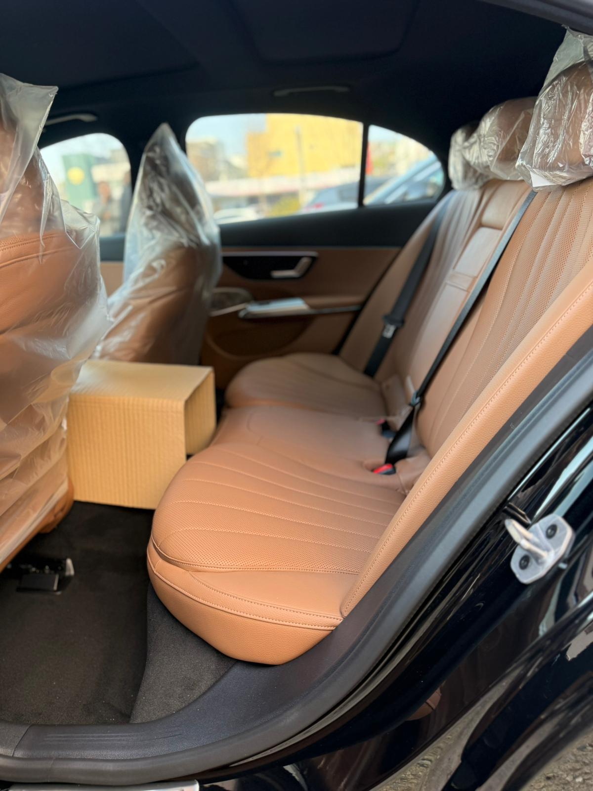 E300 AMG أصفار 
