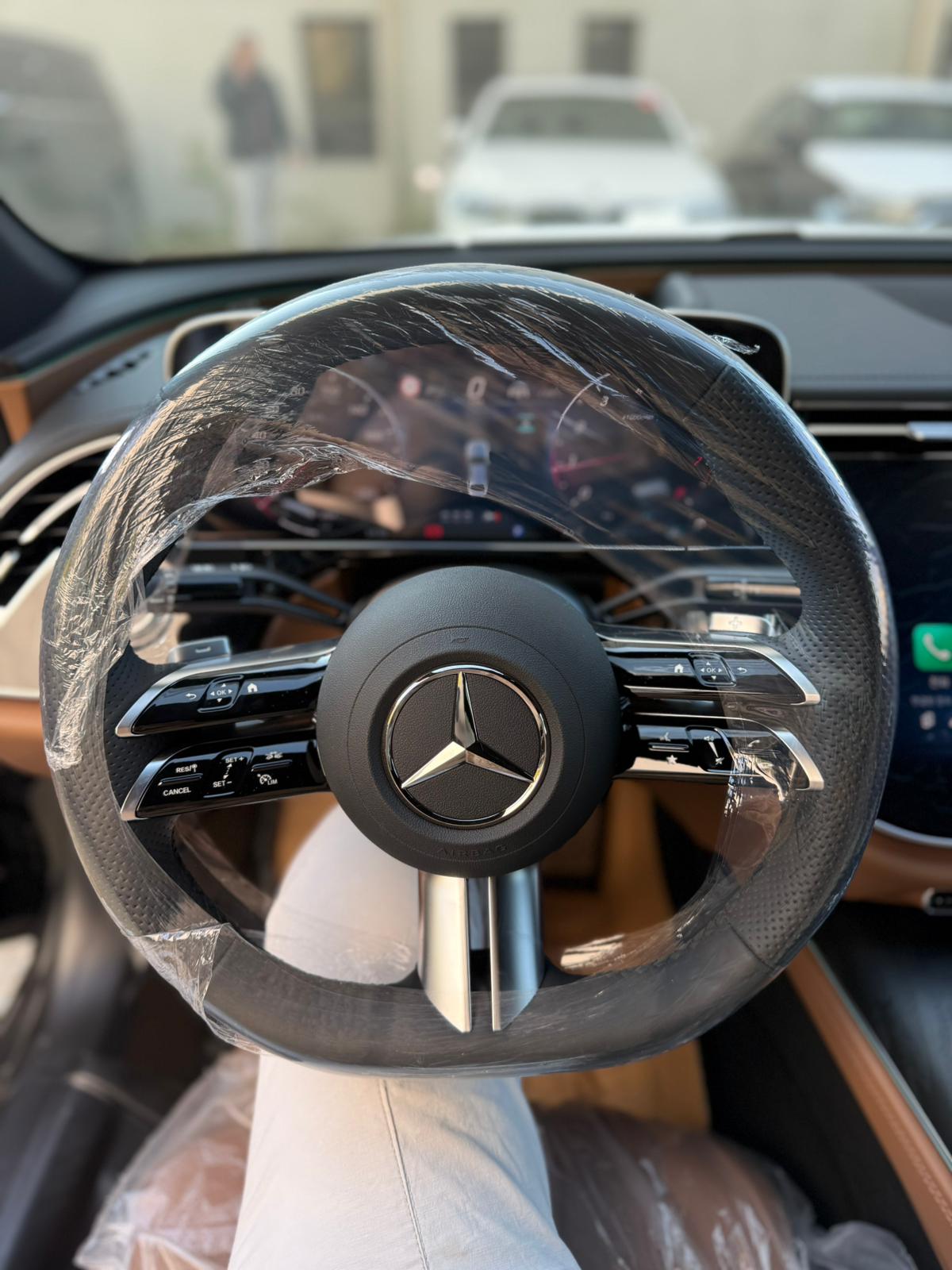 E300 AMG أصفار 