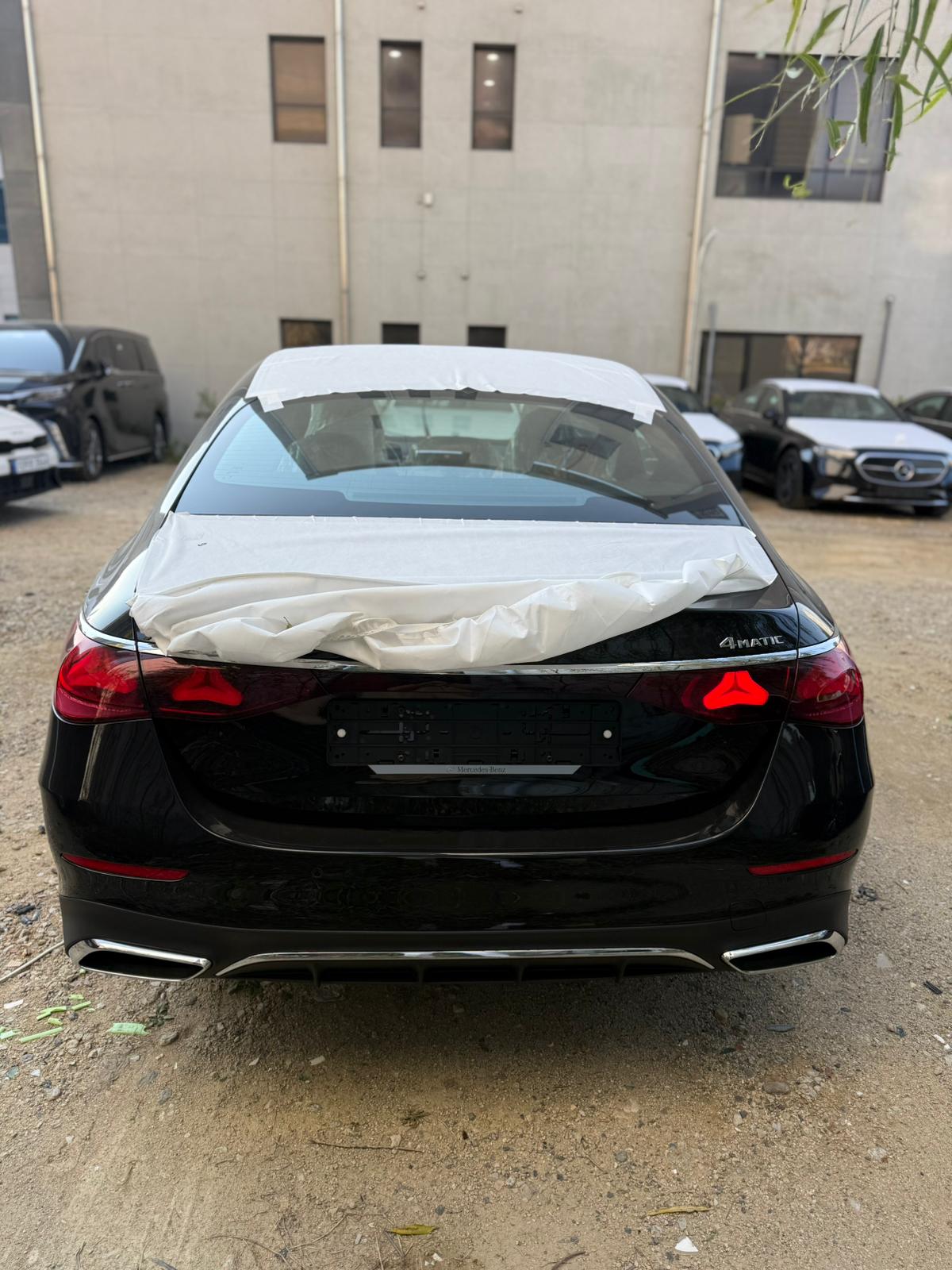 E300 AMG أصفار 