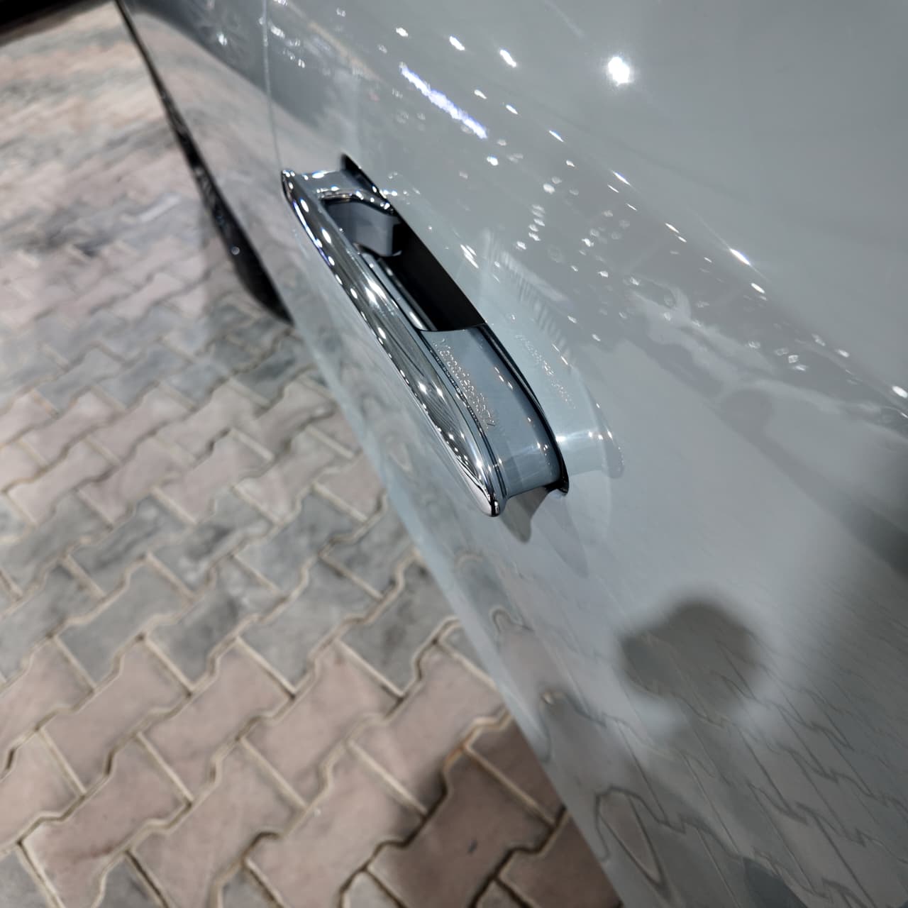 E200