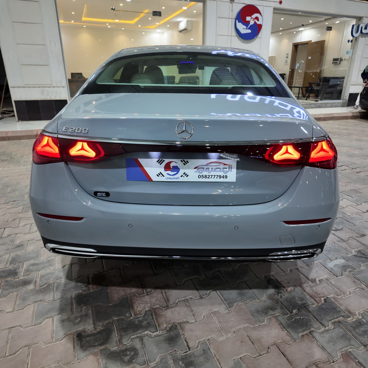 E200