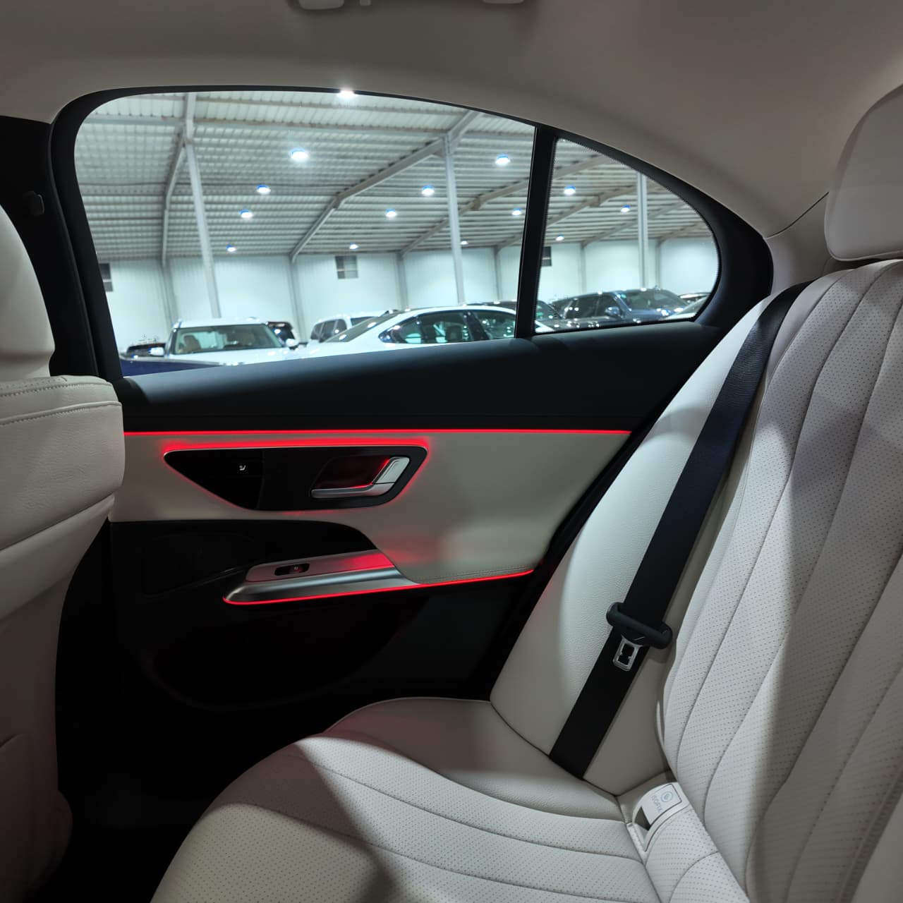 E200