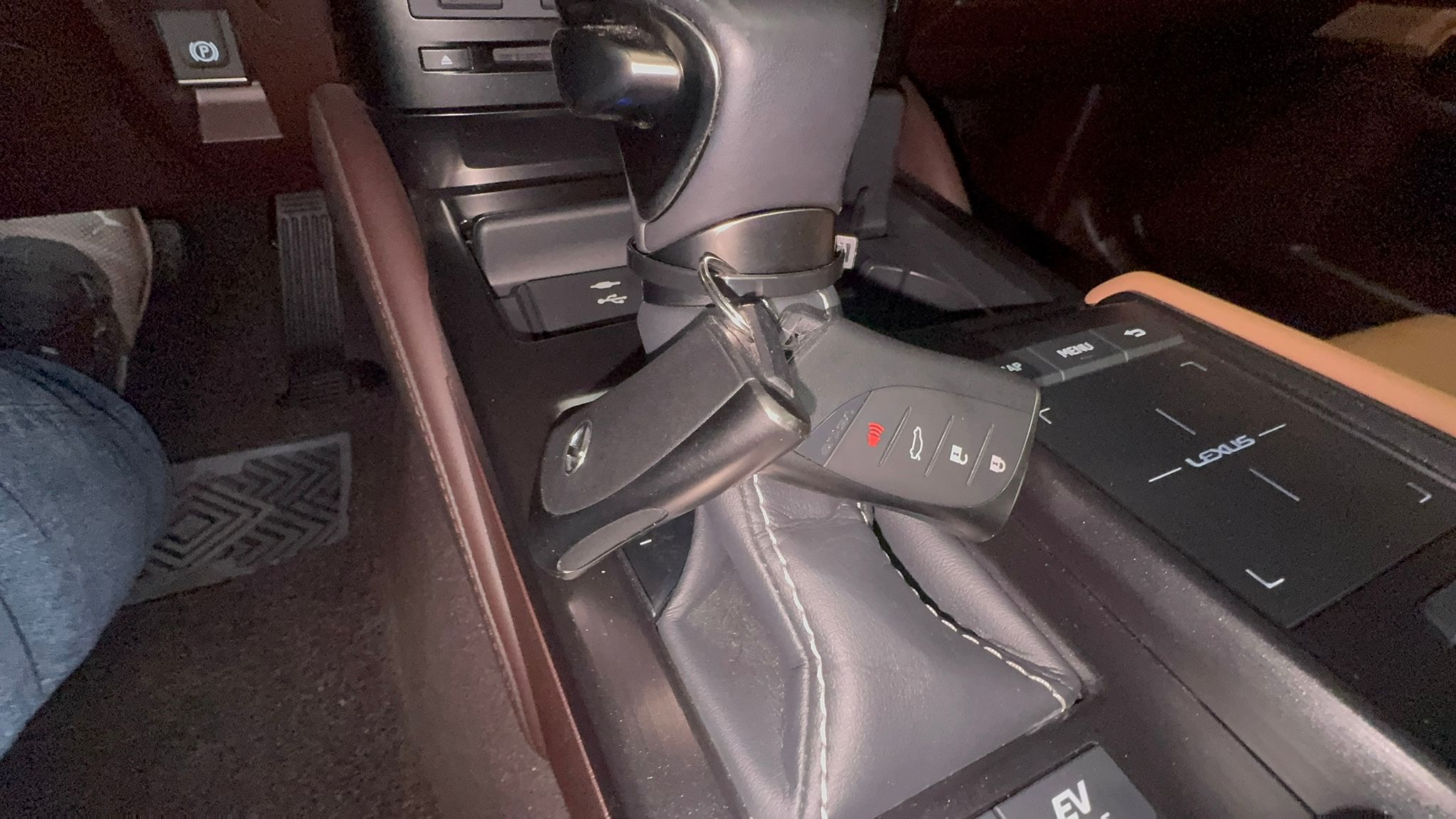 ES300