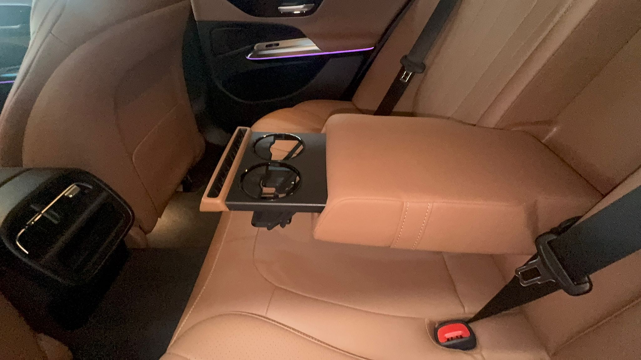 E200