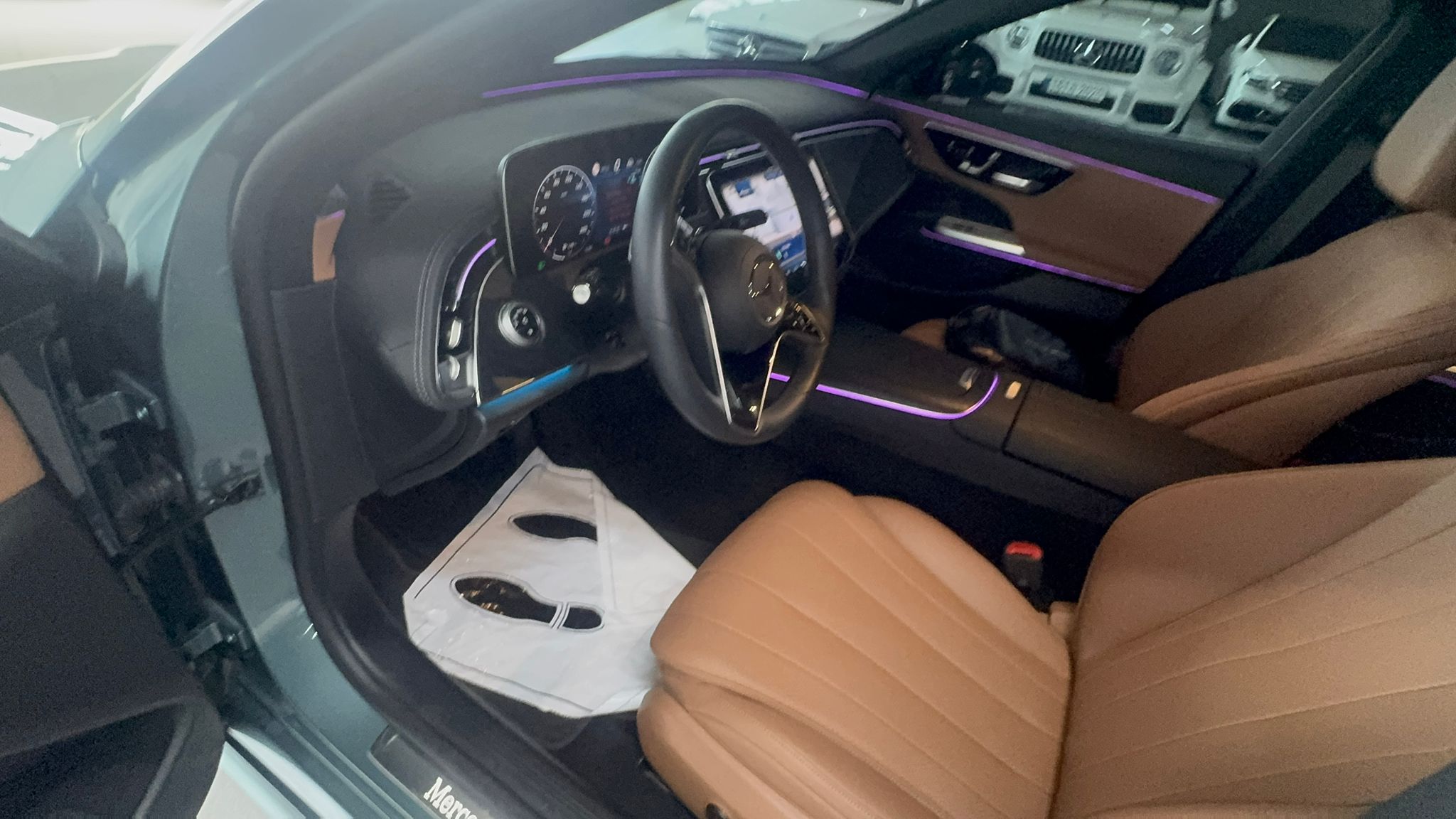 E200