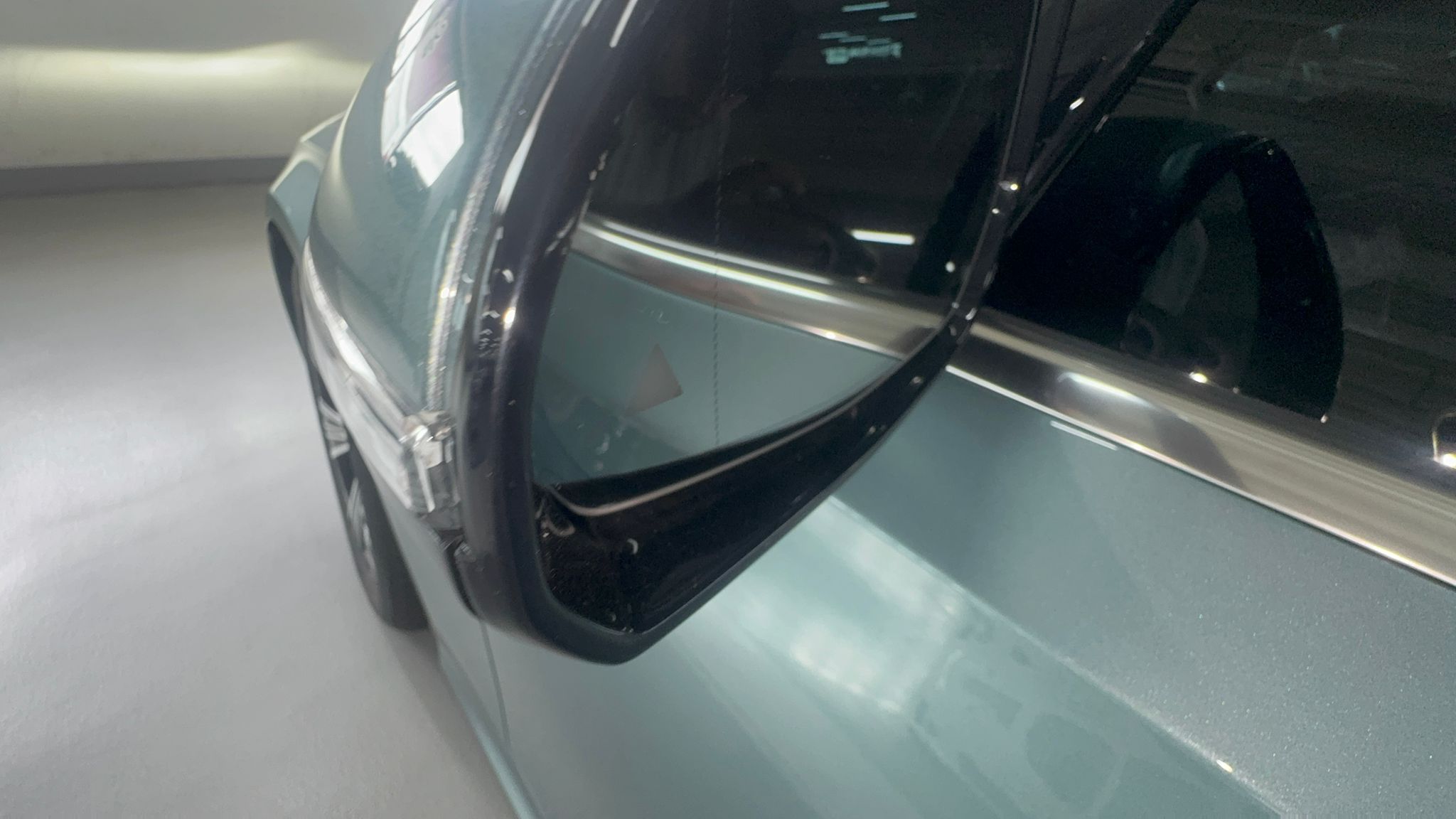 E200