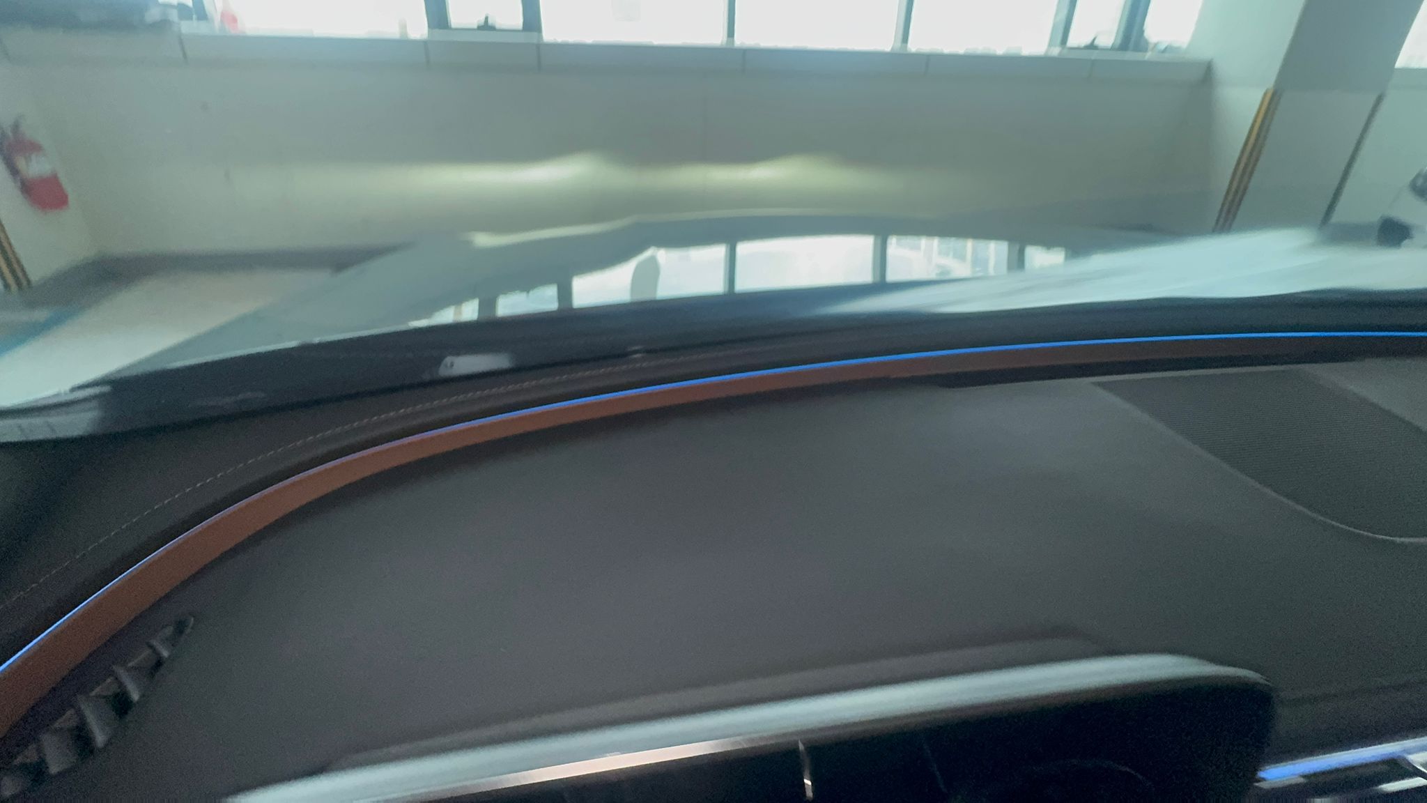 E200