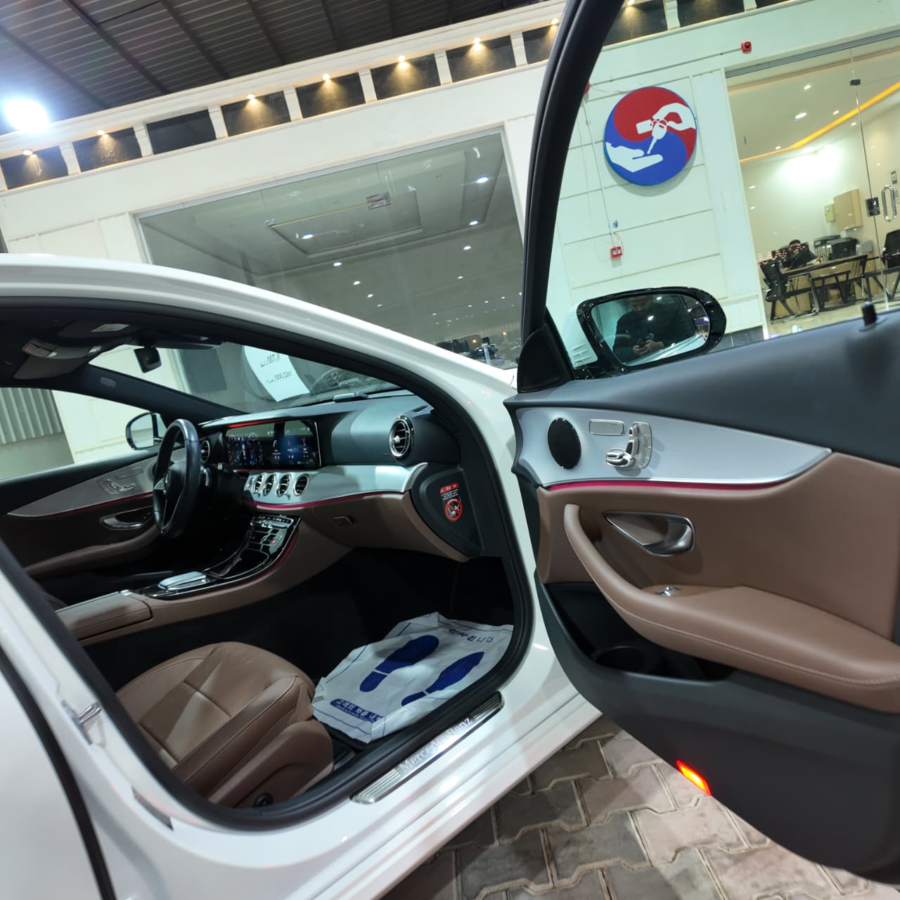 E250