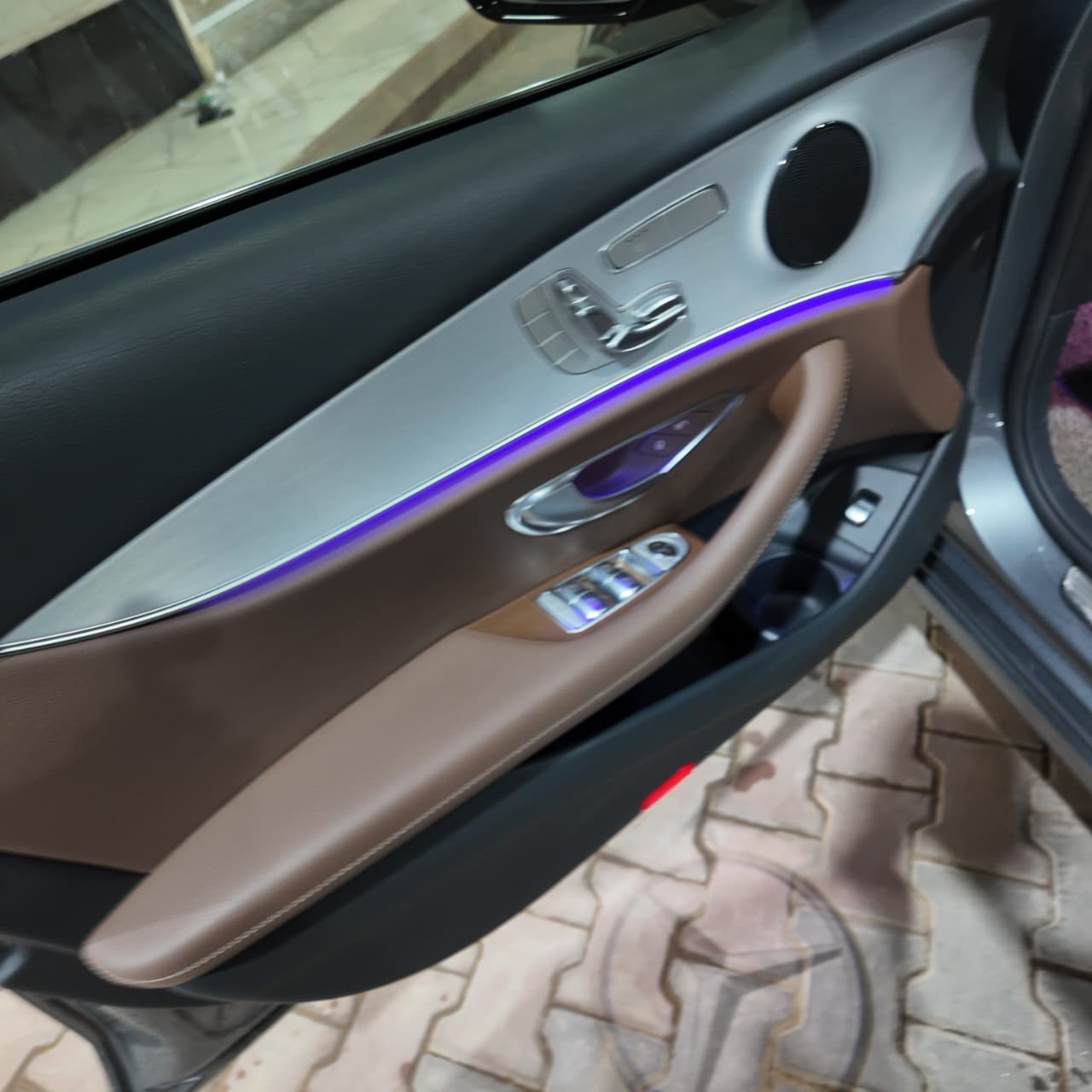 E250