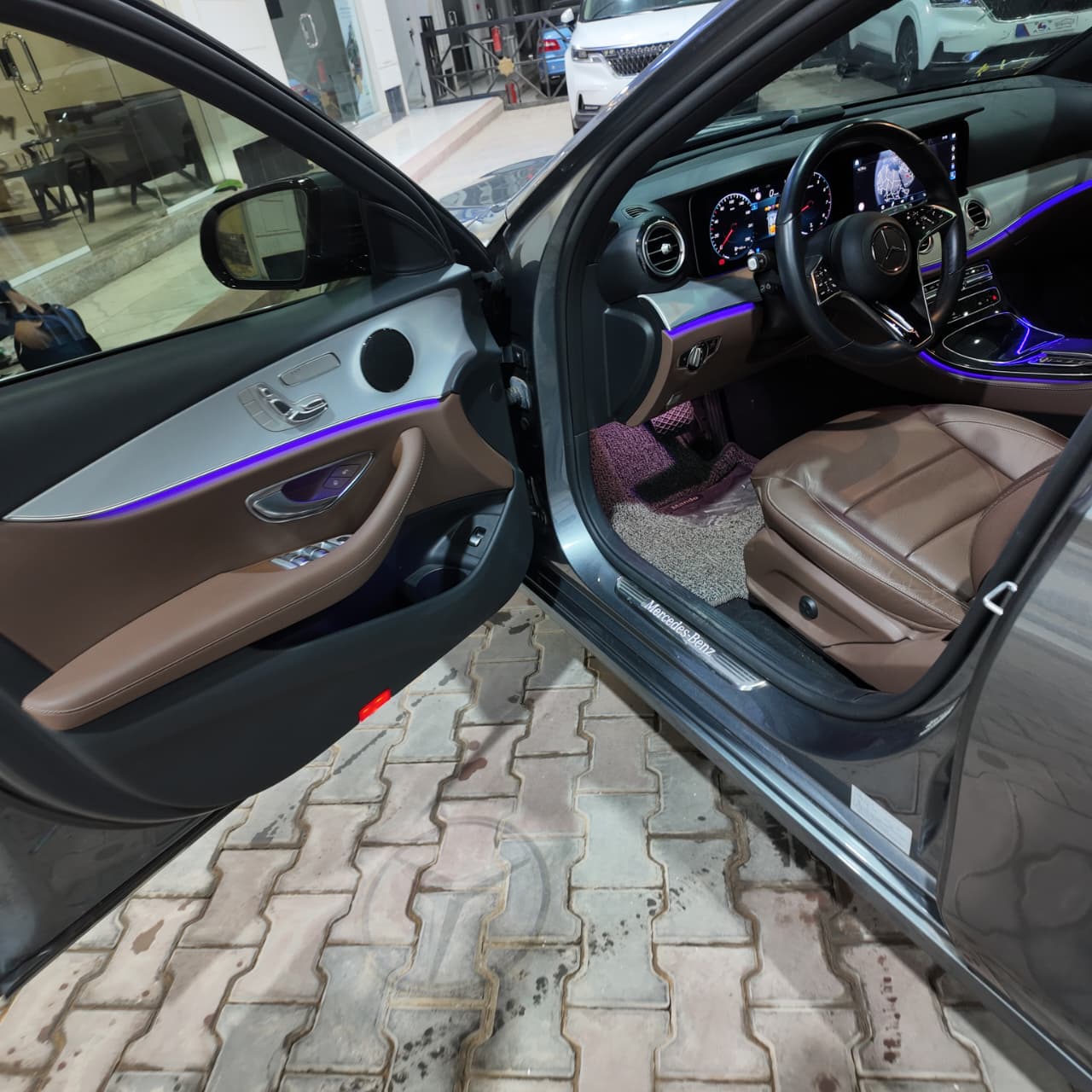 E250