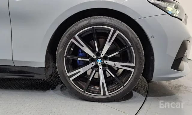 BMW 530i MKIT  