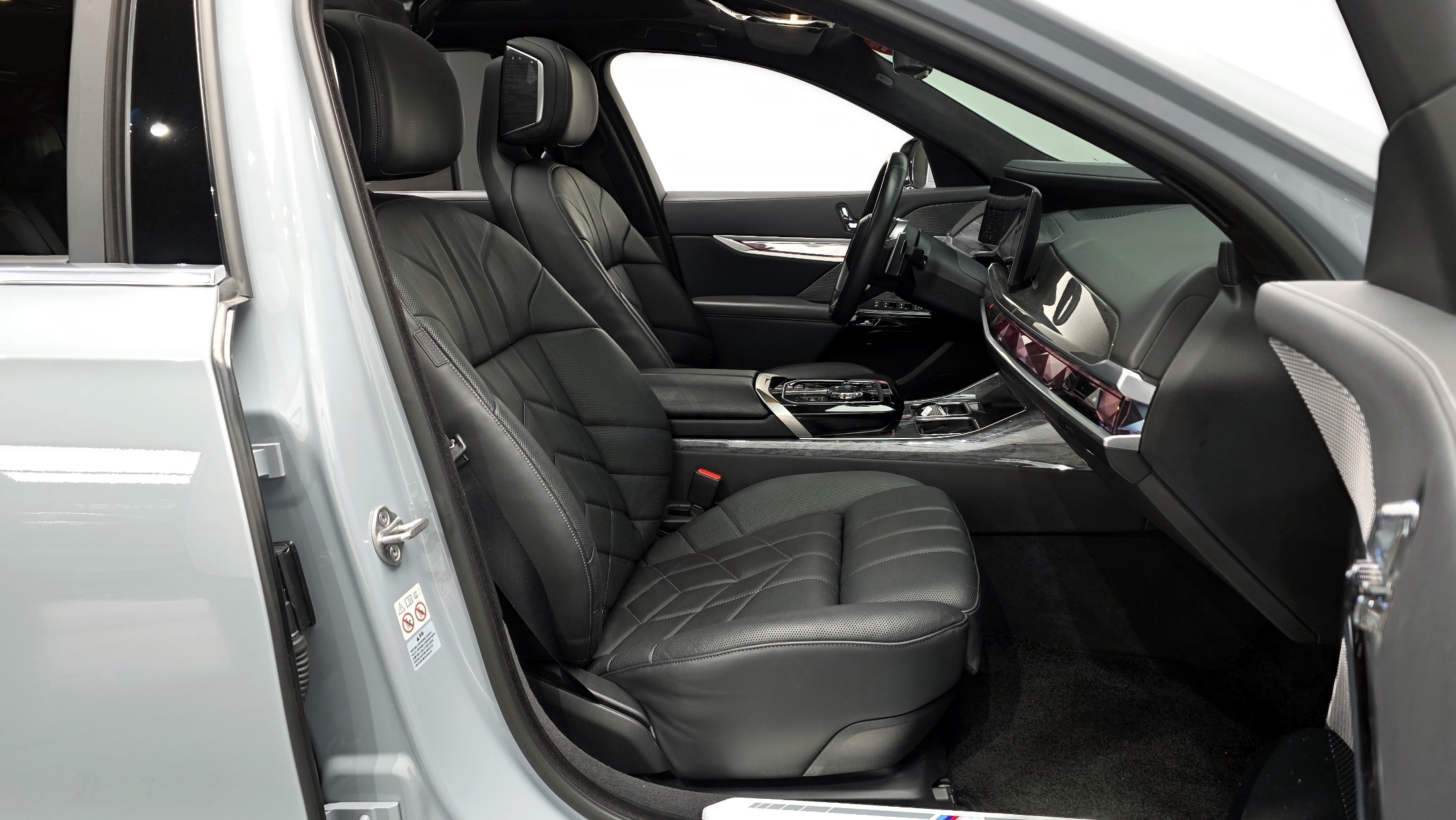BMW 740i MKIT  