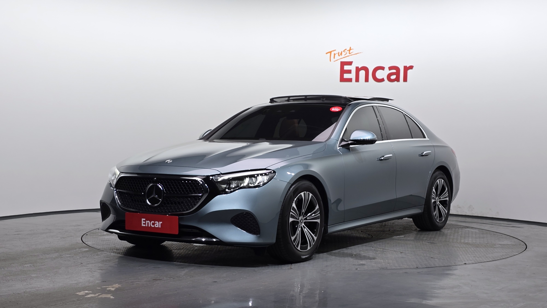 E200
