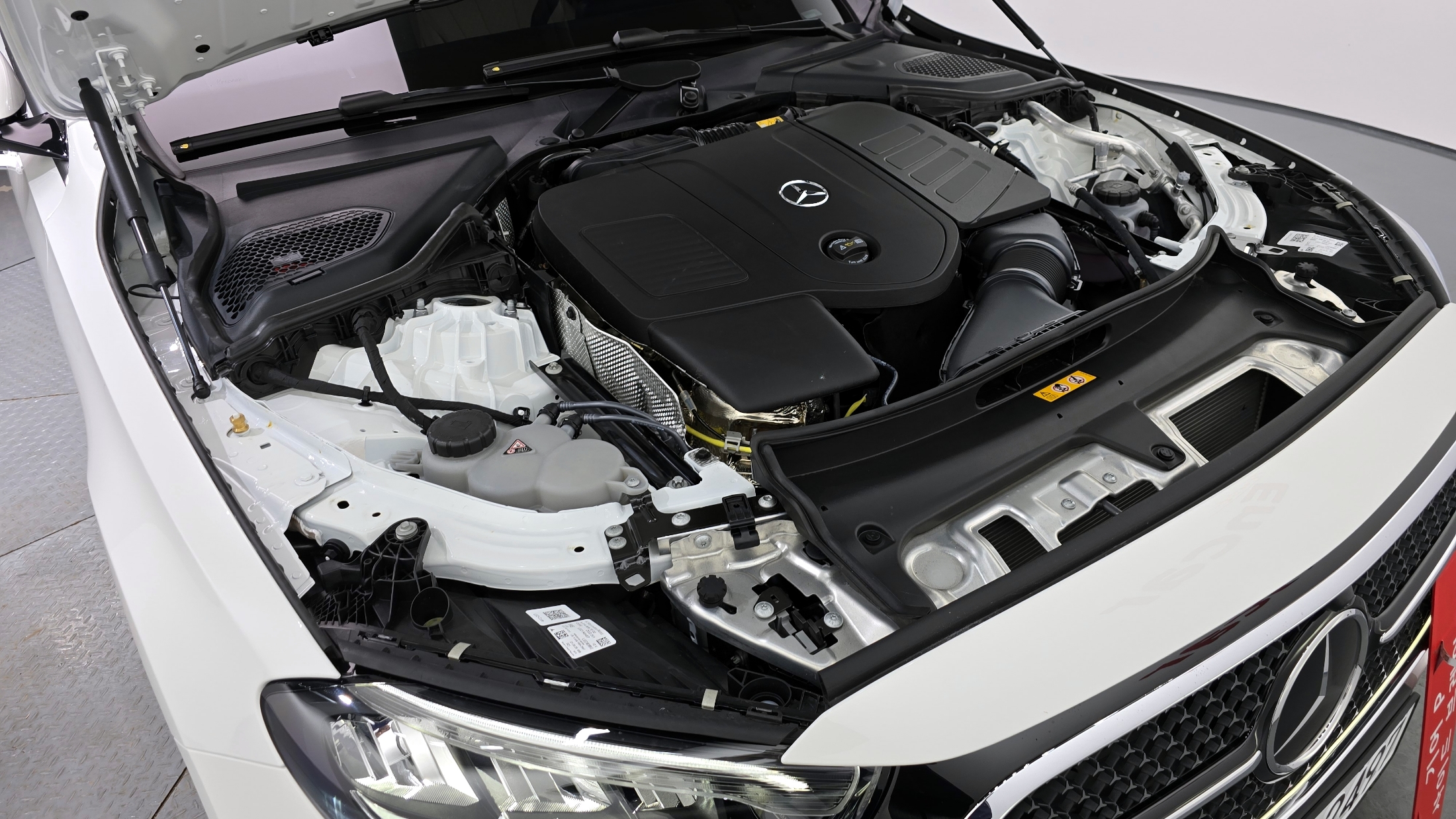 E200