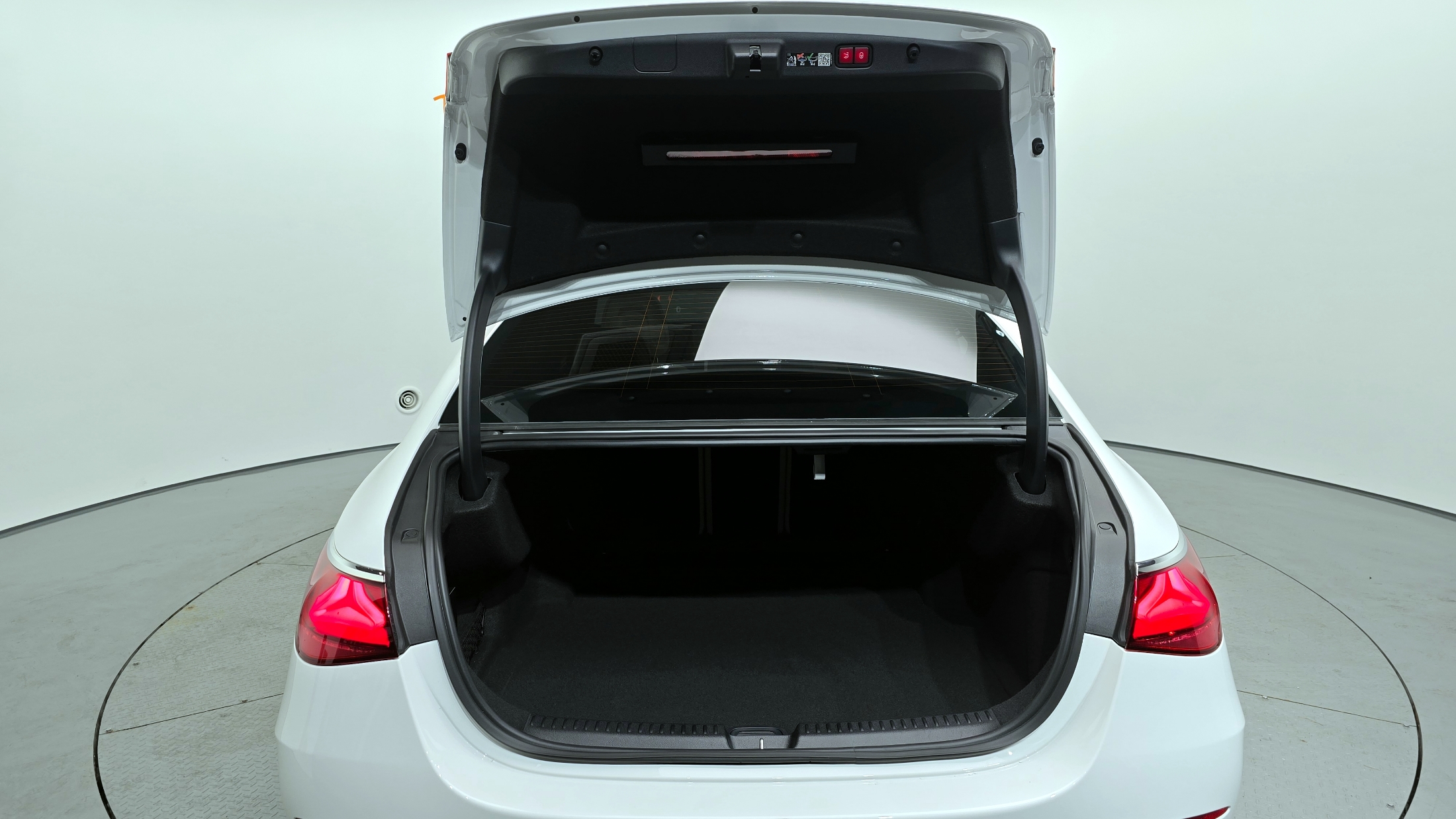 E200
