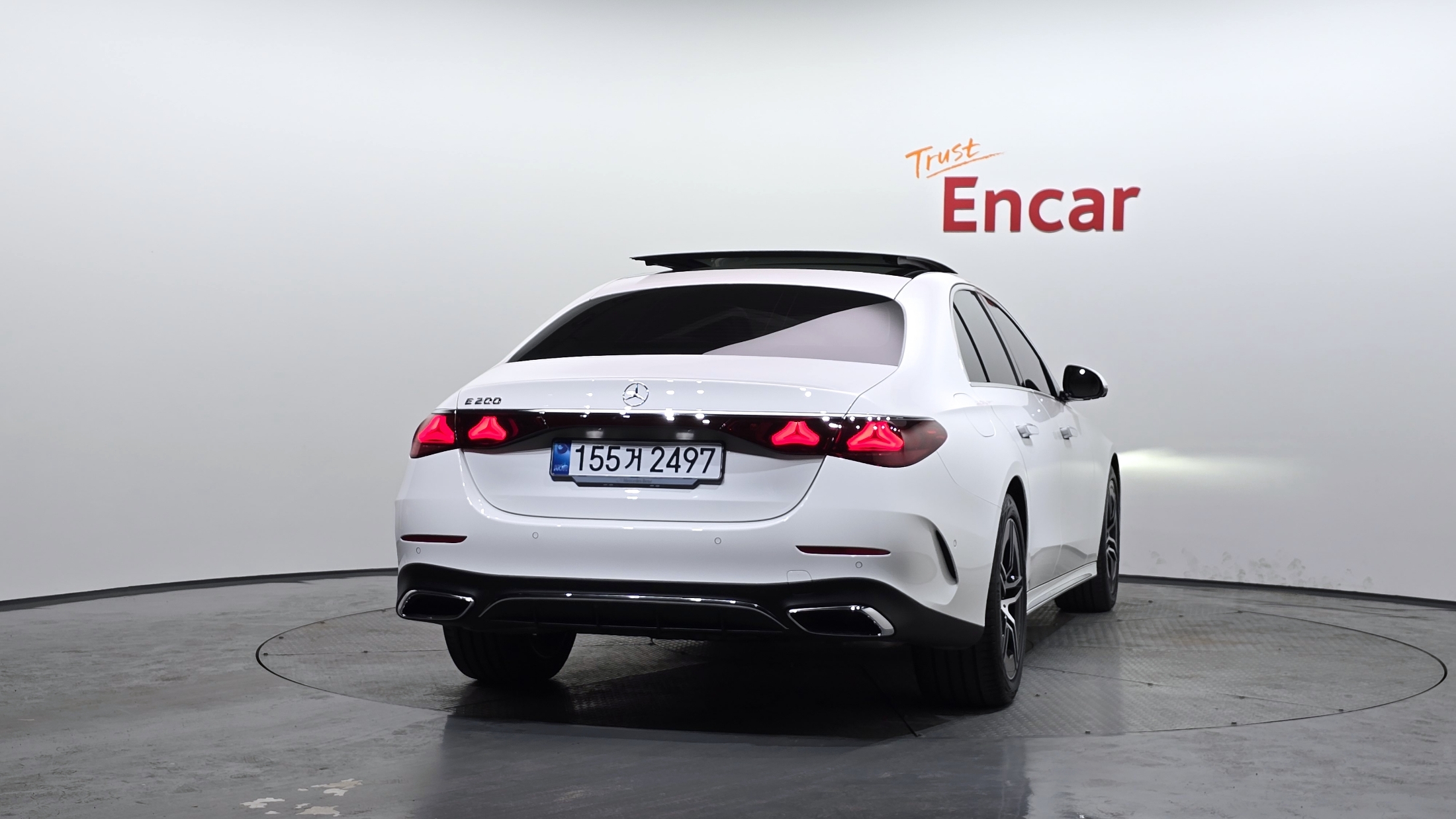 E200