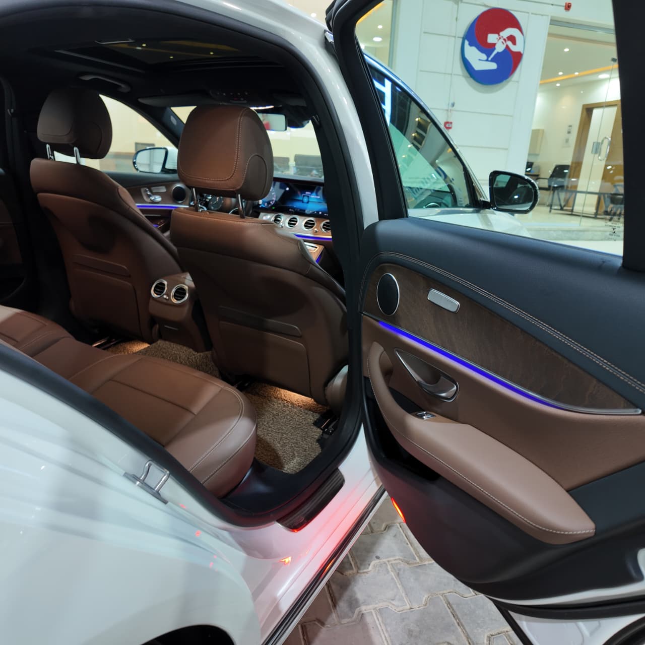 E250