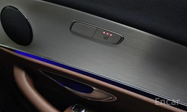 E250