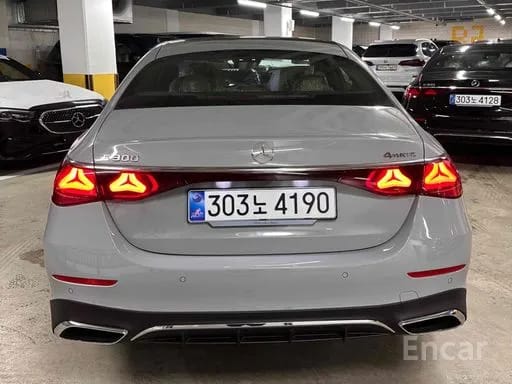 E300