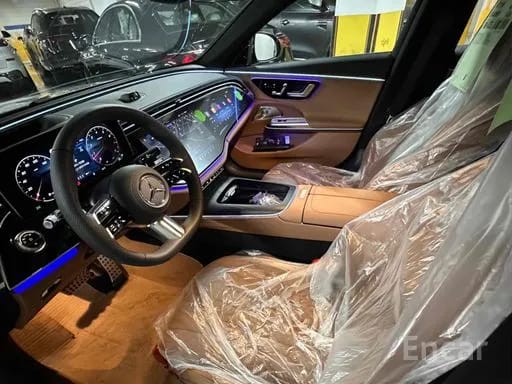 E300