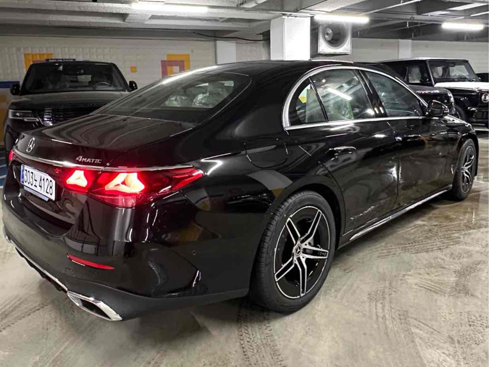 E300