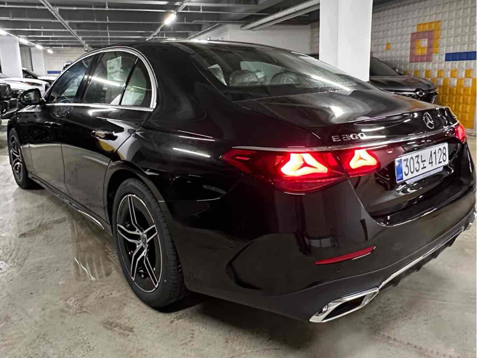 E300
