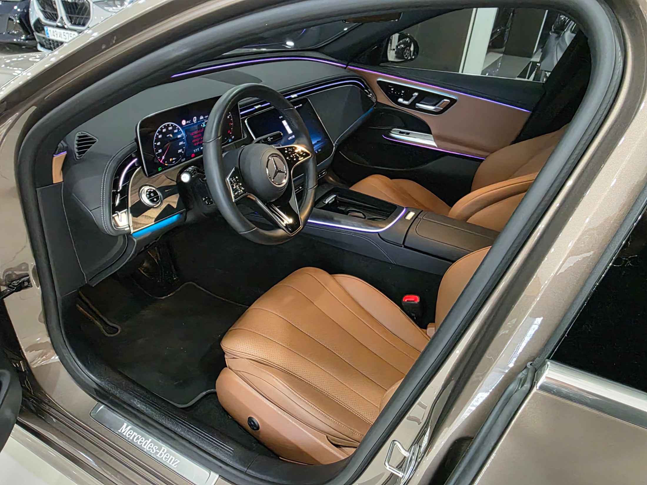 E200
