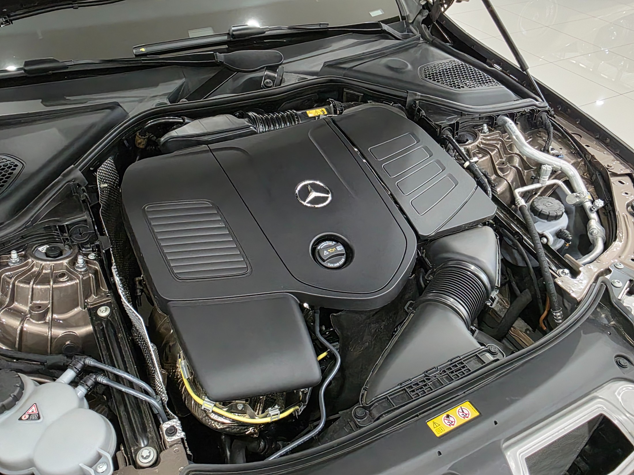 E200
