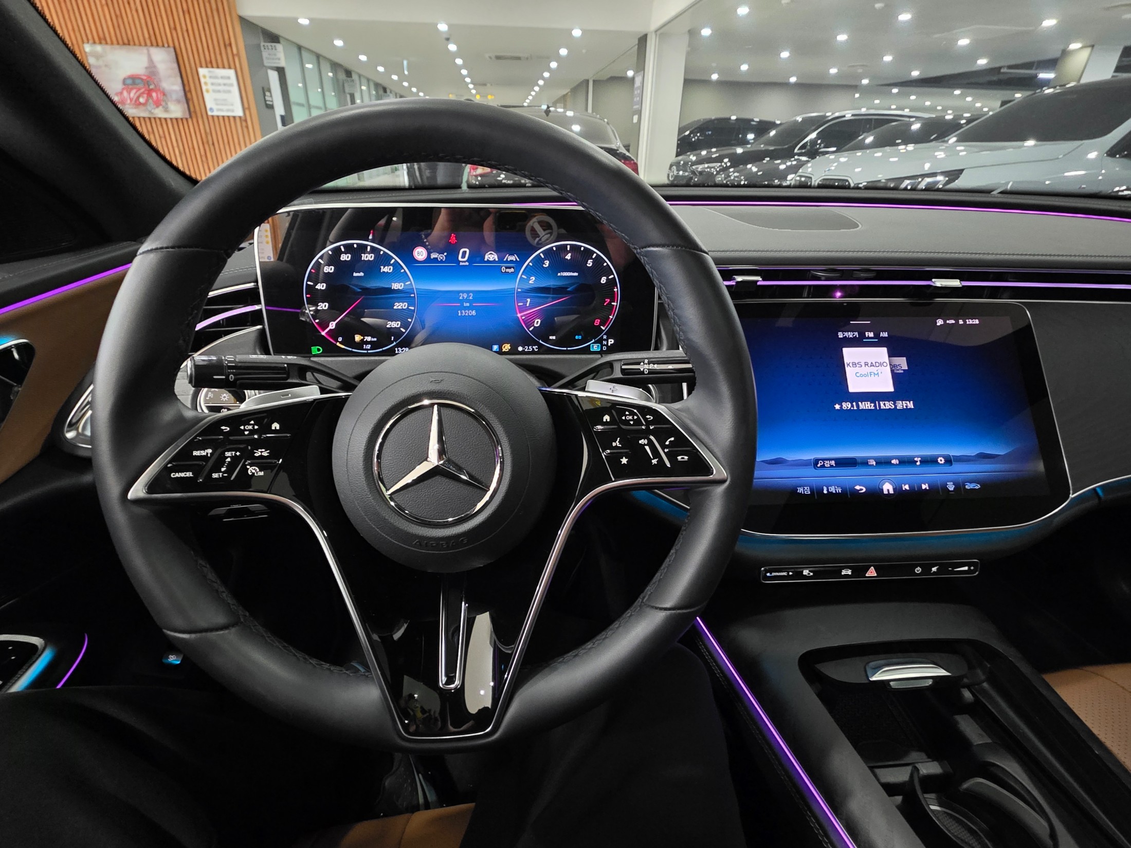 E200