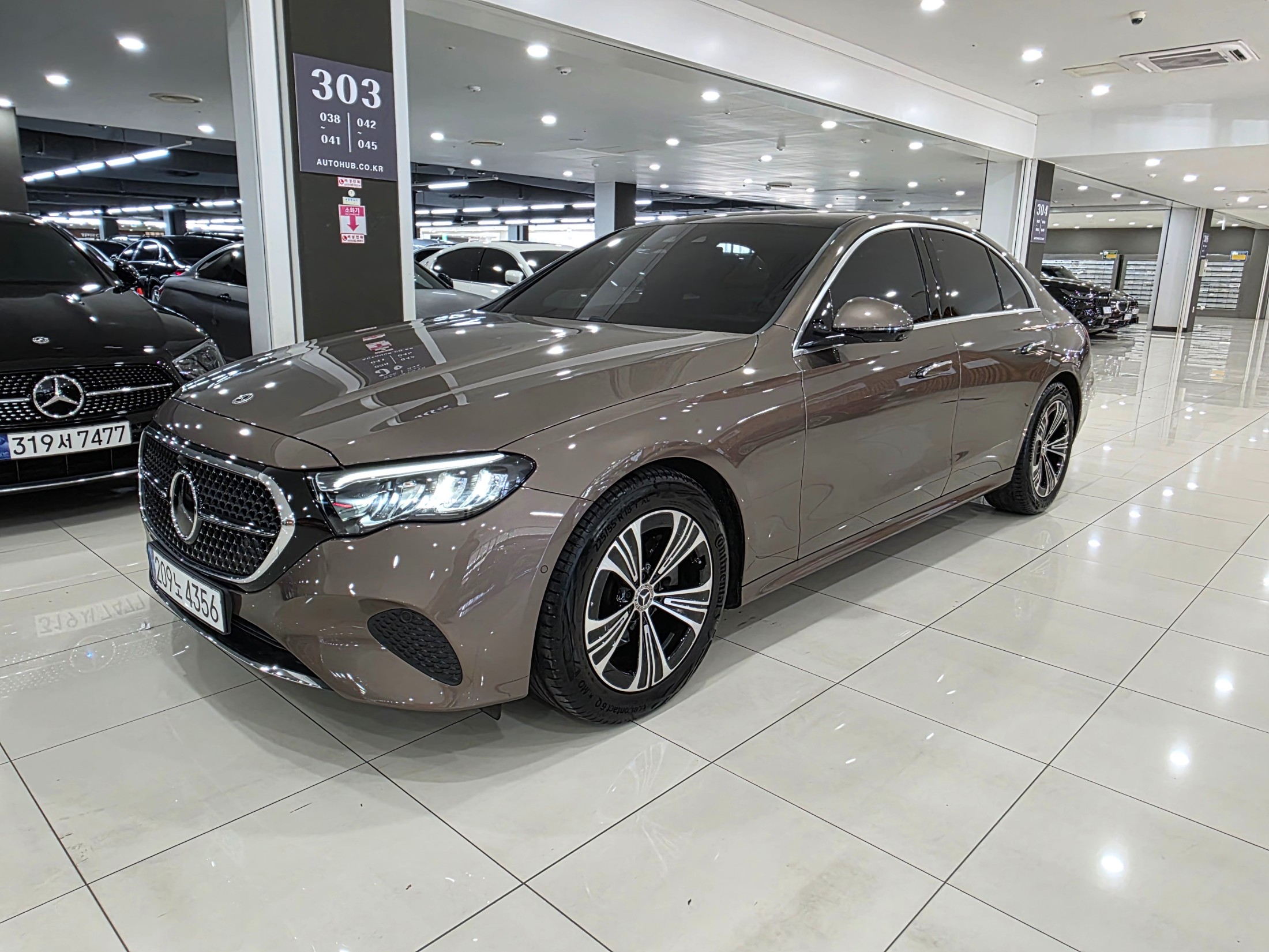 E200