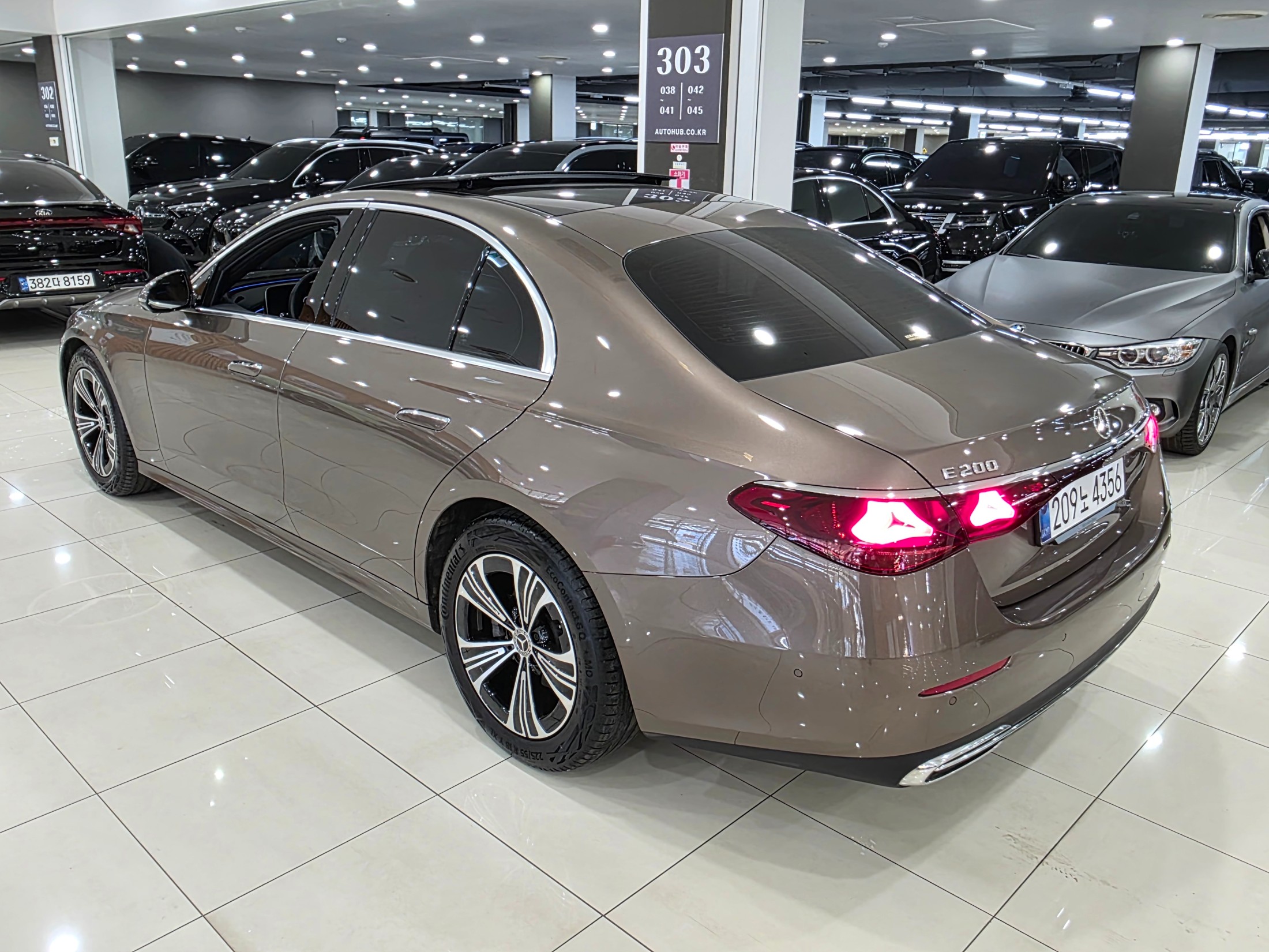 E200