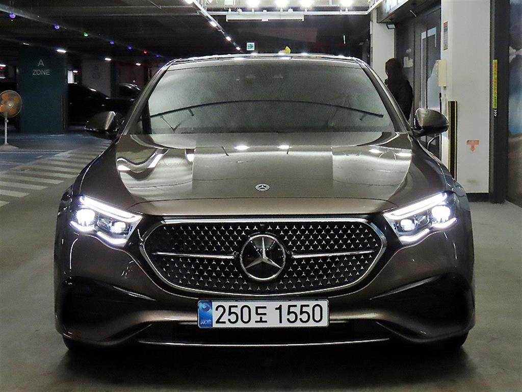 E300 